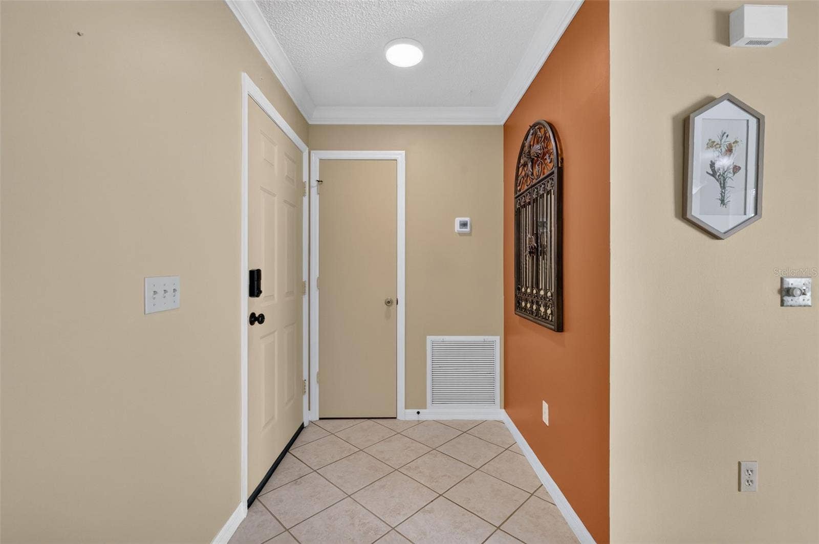 407 CARMEL AVENUE, The Villages, FL 32159 Foyer with Entry Closet