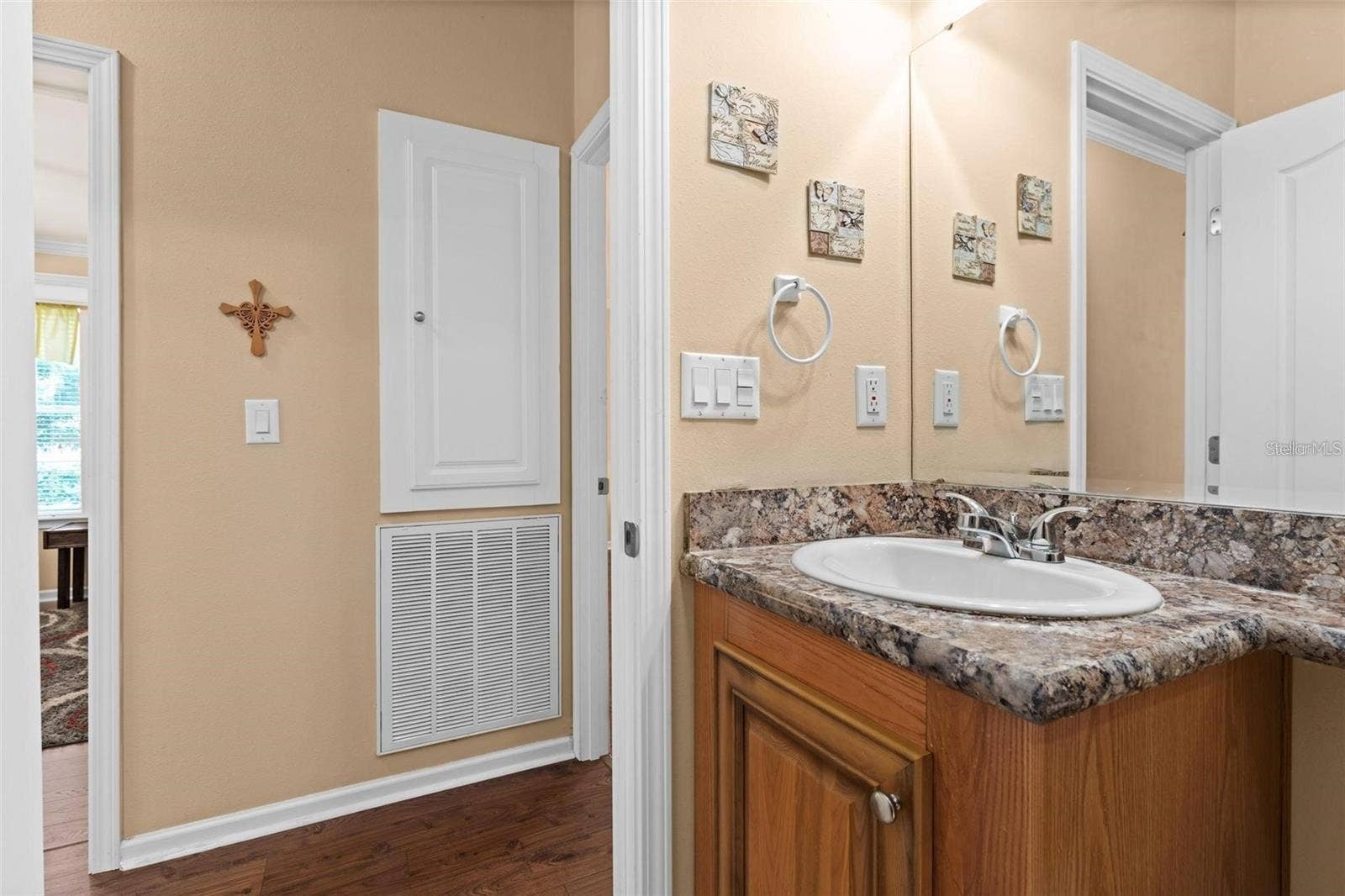 2417 VINDALE ROAD, Tavares, FL 32778 2417 VINDALE ROAD, Tavares, FL 32778