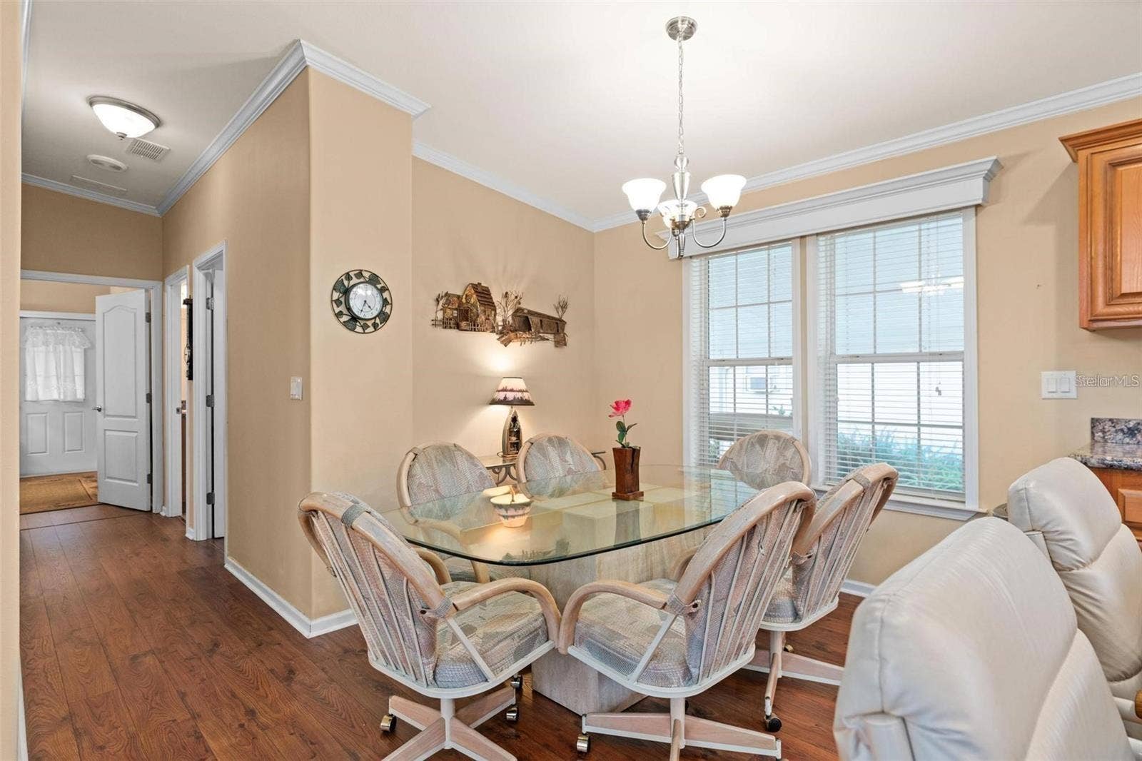 2417 VINDALE ROAD, Tavares, FL 32778 Bright dining room adjacent to kitchen