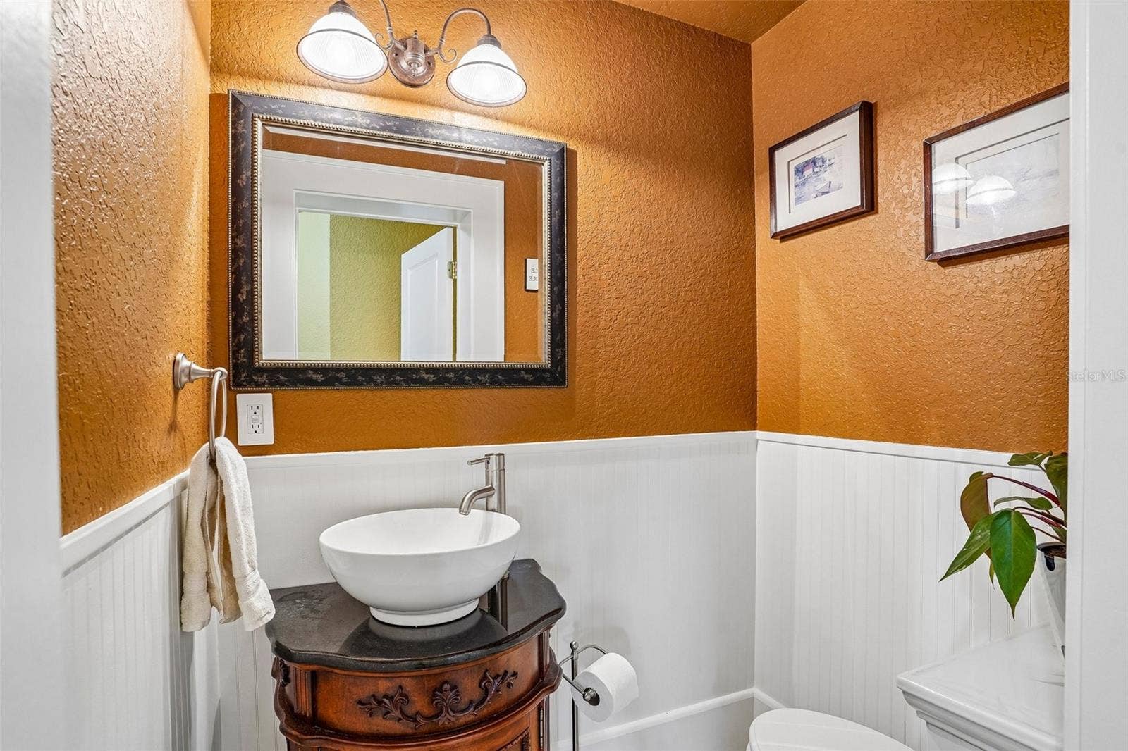 1501 FAHNSTOCK STREET, Eustis, FL 32726 Half Bath downstairs