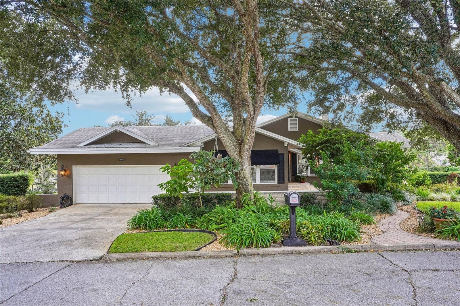 1501 FAHNSTOCK STREET, Eustis, FL 32726 1501 FAHNSTOCK STREET, Eustis, FL 32726