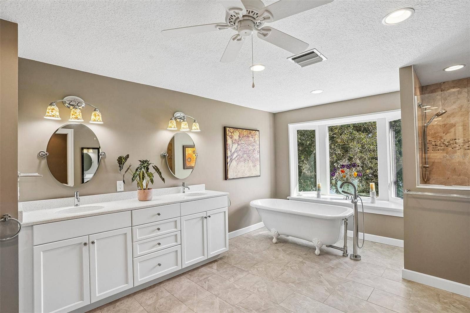 1501 FAHNSTOCK STREET, Eustis, FL 32726 1501 FAHNSTOCK STREET, Eustis, FL 32726