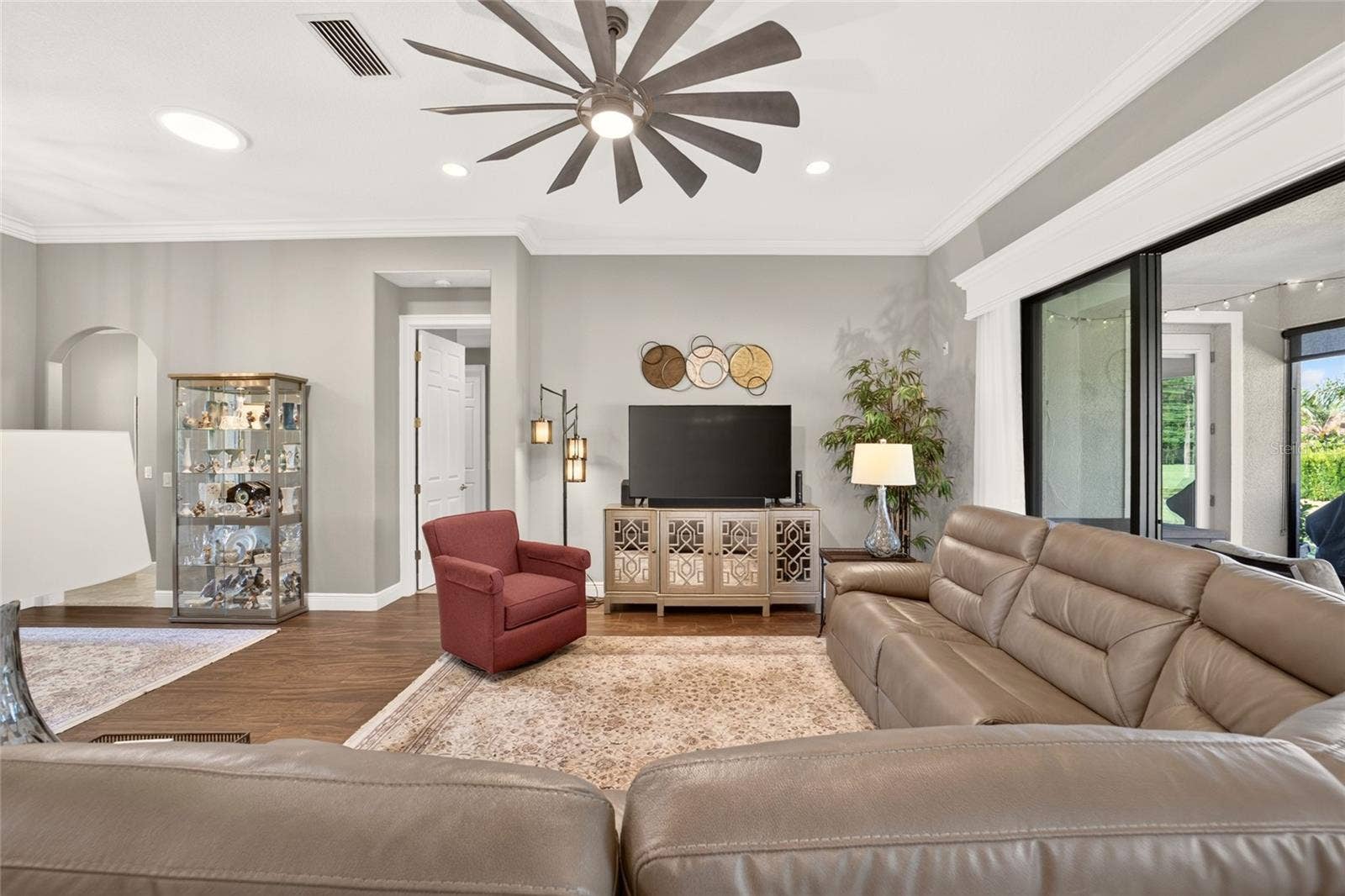5419 MEADOW HILL LOOP, Lady Lake, FL 32159 5419 MEADOW HILL LOOP, Lady Lake, FL 32159