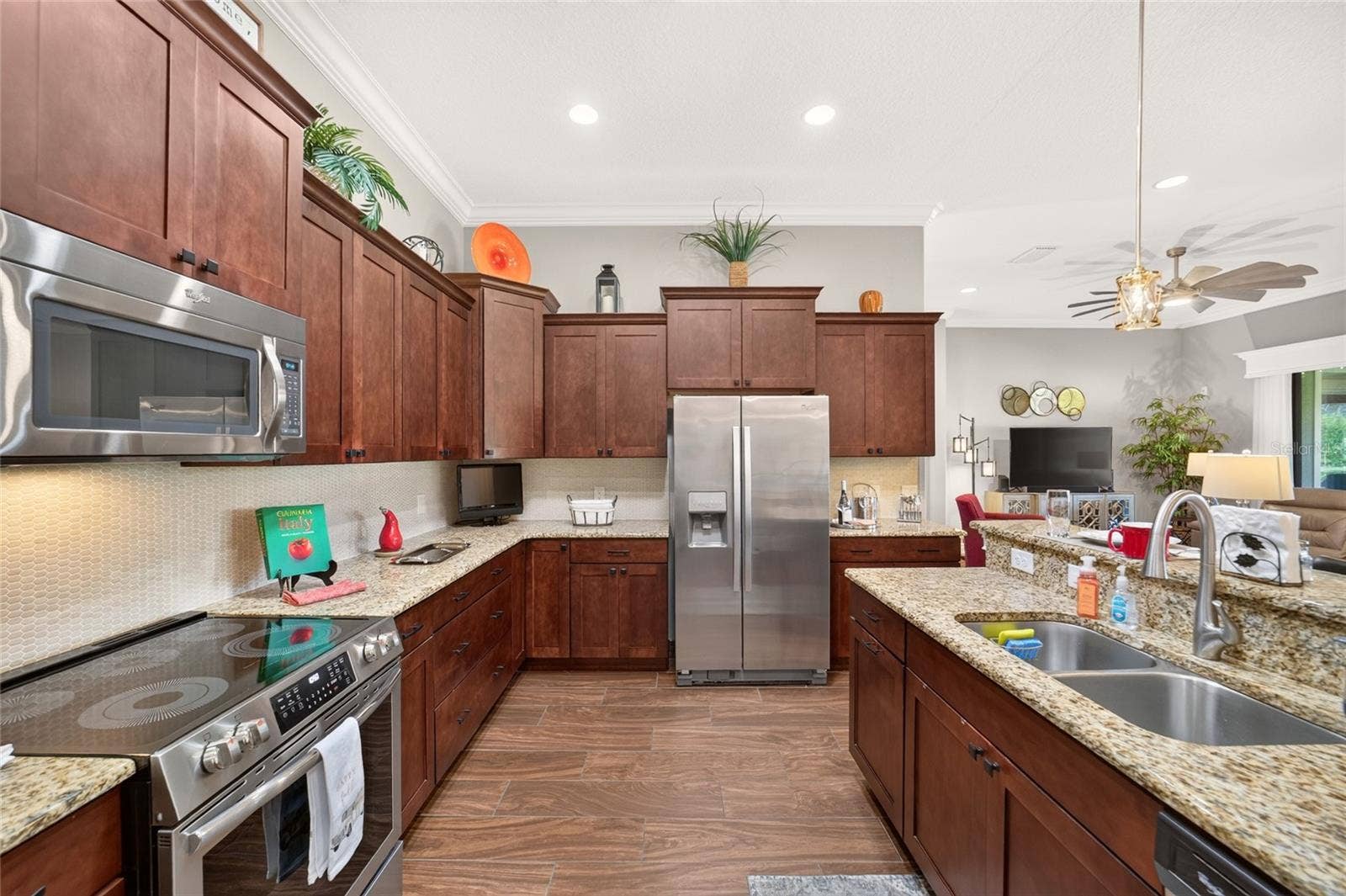 5419 MEADOW HILL LOOP, Lady Lake, FL 32159 5419 MEADOW HILL LOOP, Lady Lake, FL 32159