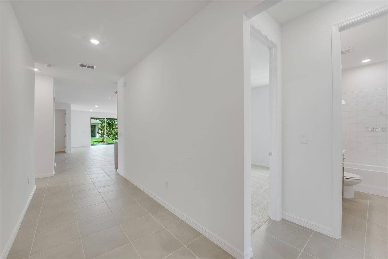 13716 EVERBREEZE LANE, Punta Gorda, FL 33955 13716 EVERBREEZE LANE, Punta Gorda, FL 33955