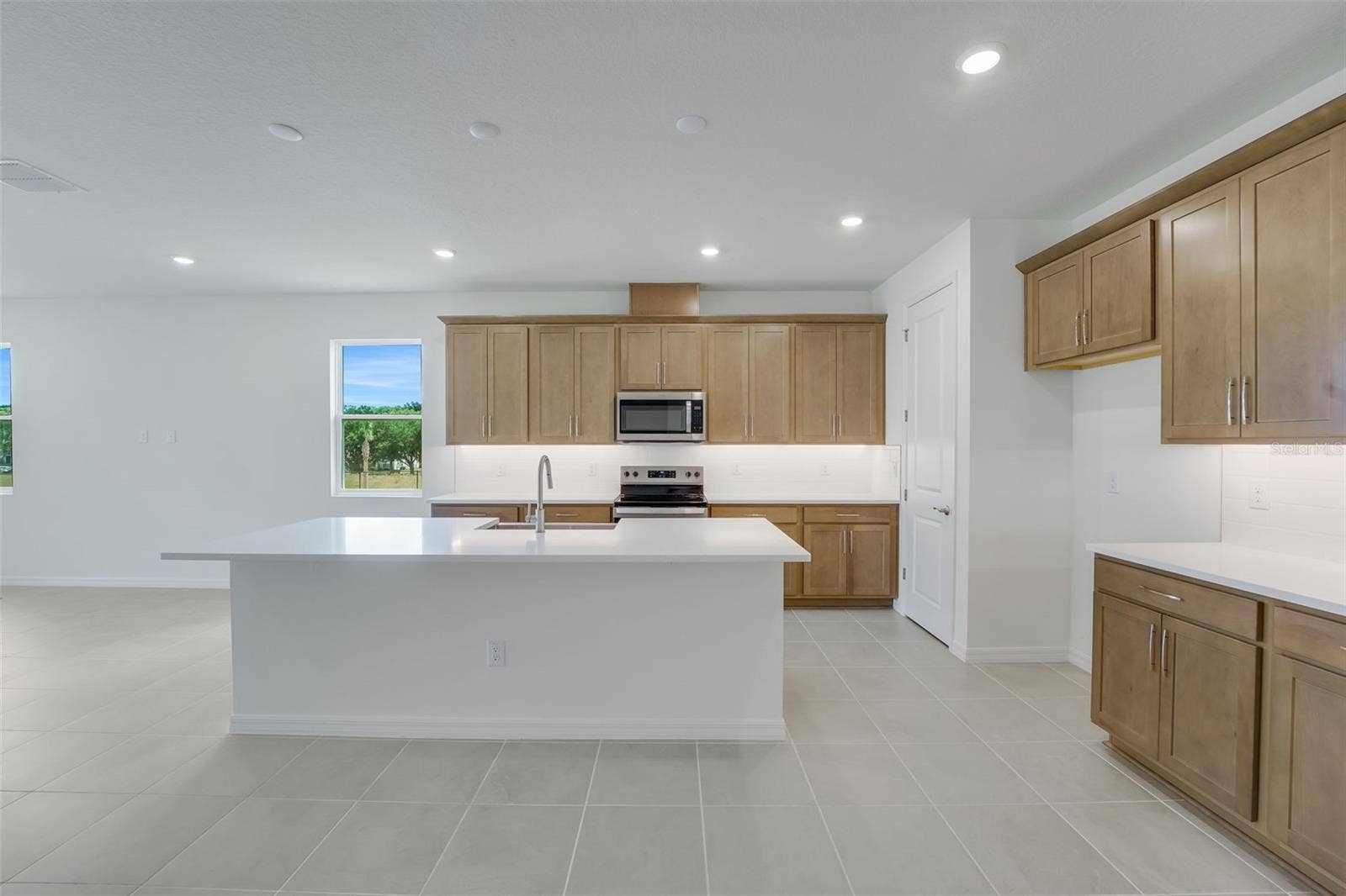 13716 EVERBREEZE LANE, Punta Gorda, FL 33955 13716 EVERBREEZE LANE, Punta Gorda, FL 33955