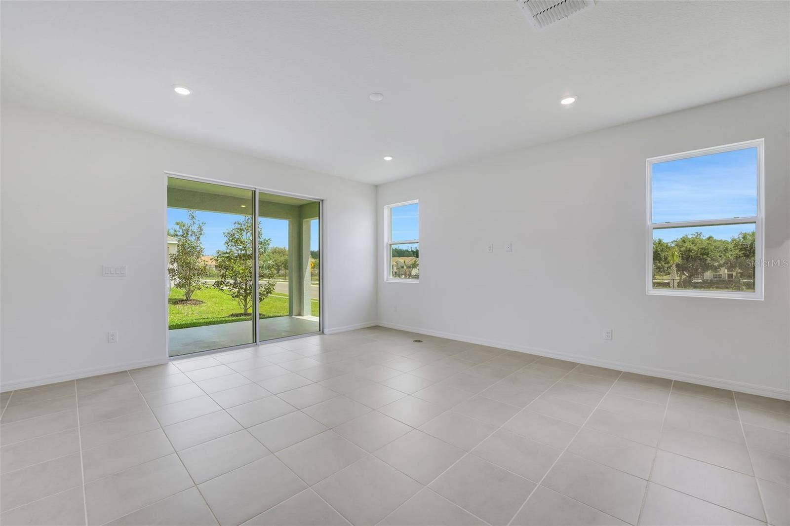 13716 EVERBREEZE LANE, Punta Gorda, FL 33955 13716 EVERBREEZE LANE, Punta Gorda, FL 33955