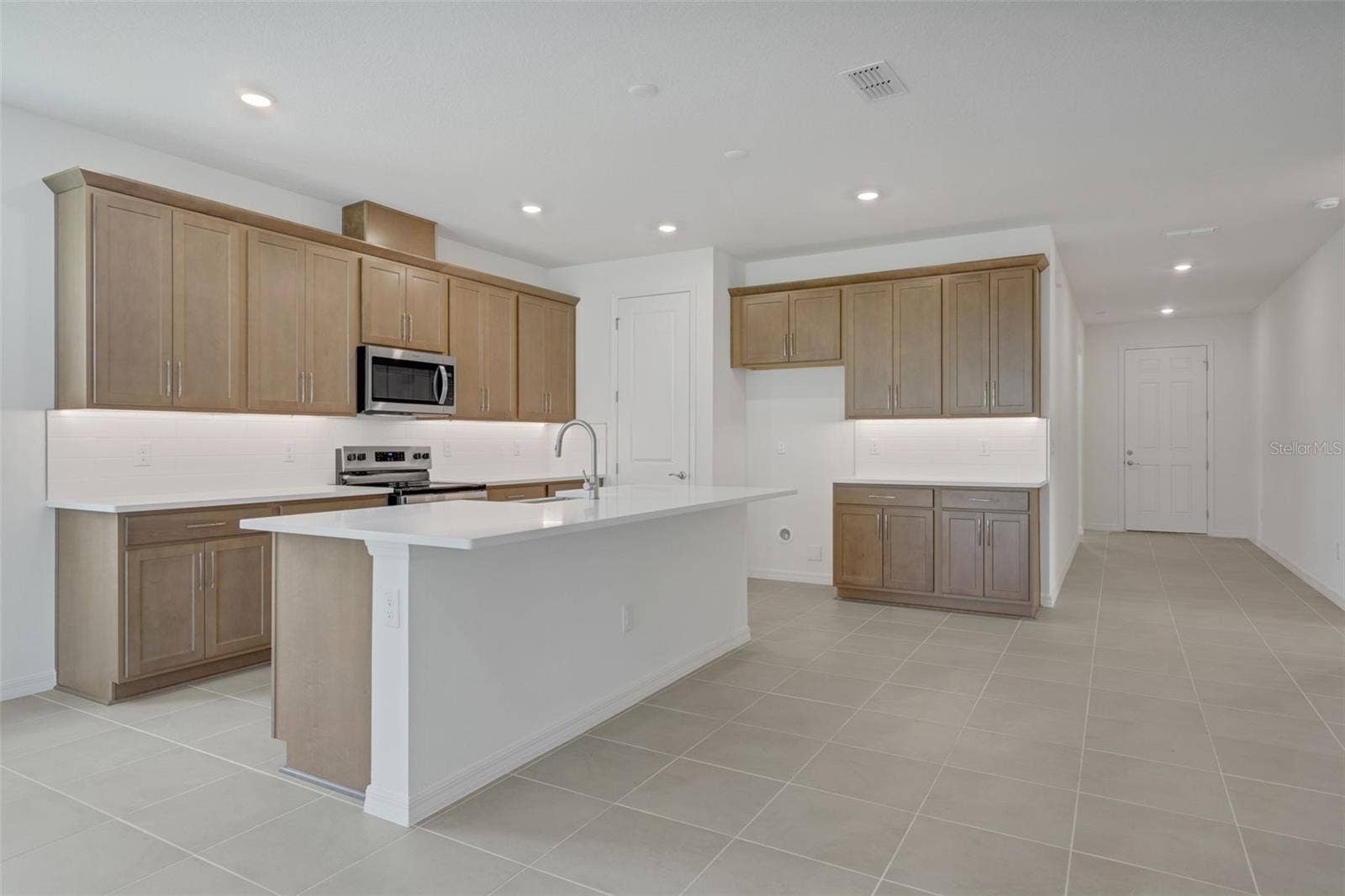 13716 EVERBREEZE LANE, Punta Gorda, FL 33955 13716 EVERBREEZE LANE, Punta Gorda, FL 33955
