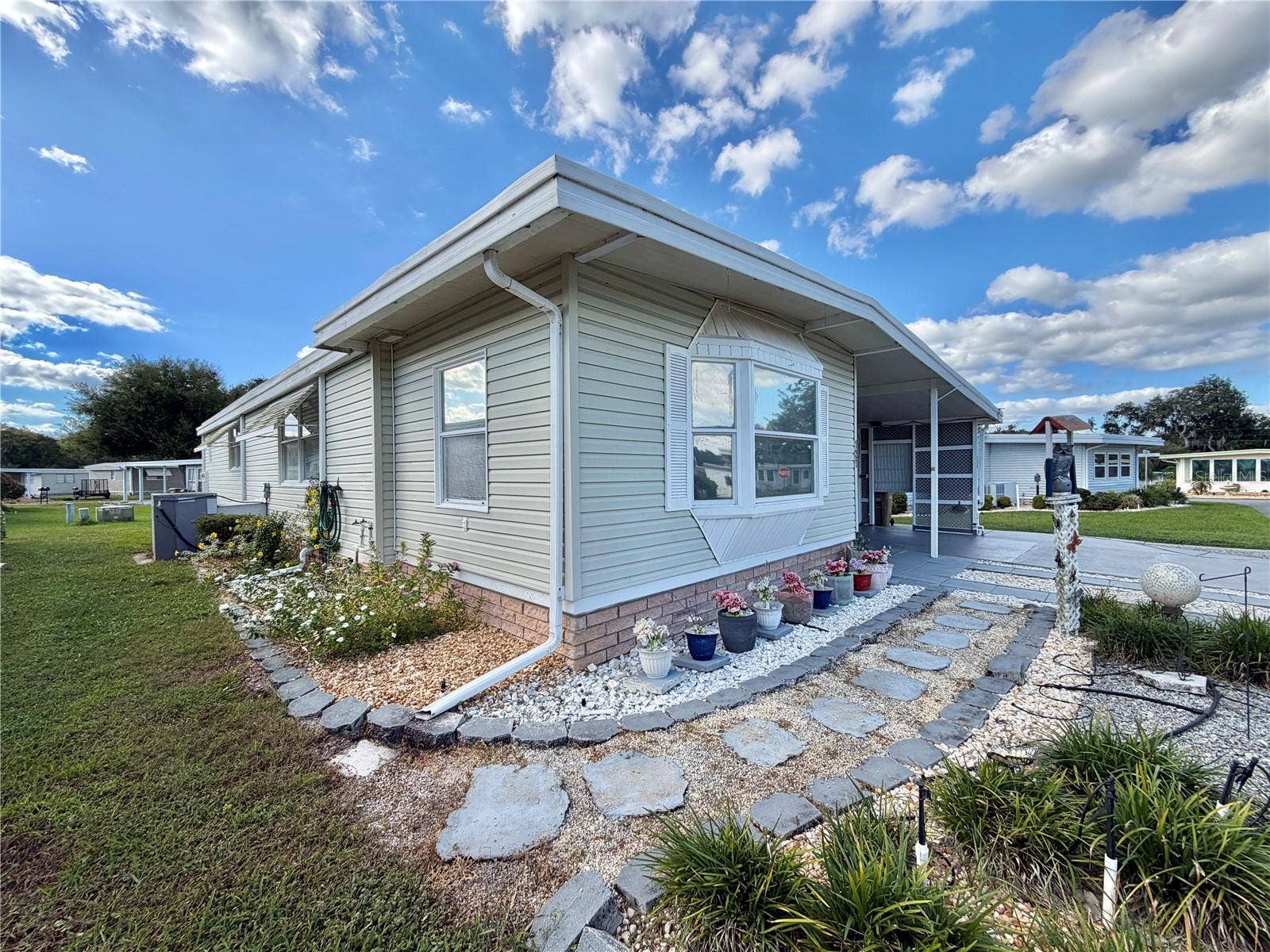 120 CAMELLIA TRAIL, Leesburg, FL 34748 120 CAMELLIA TRAIL, Leesburg, FL 34748
