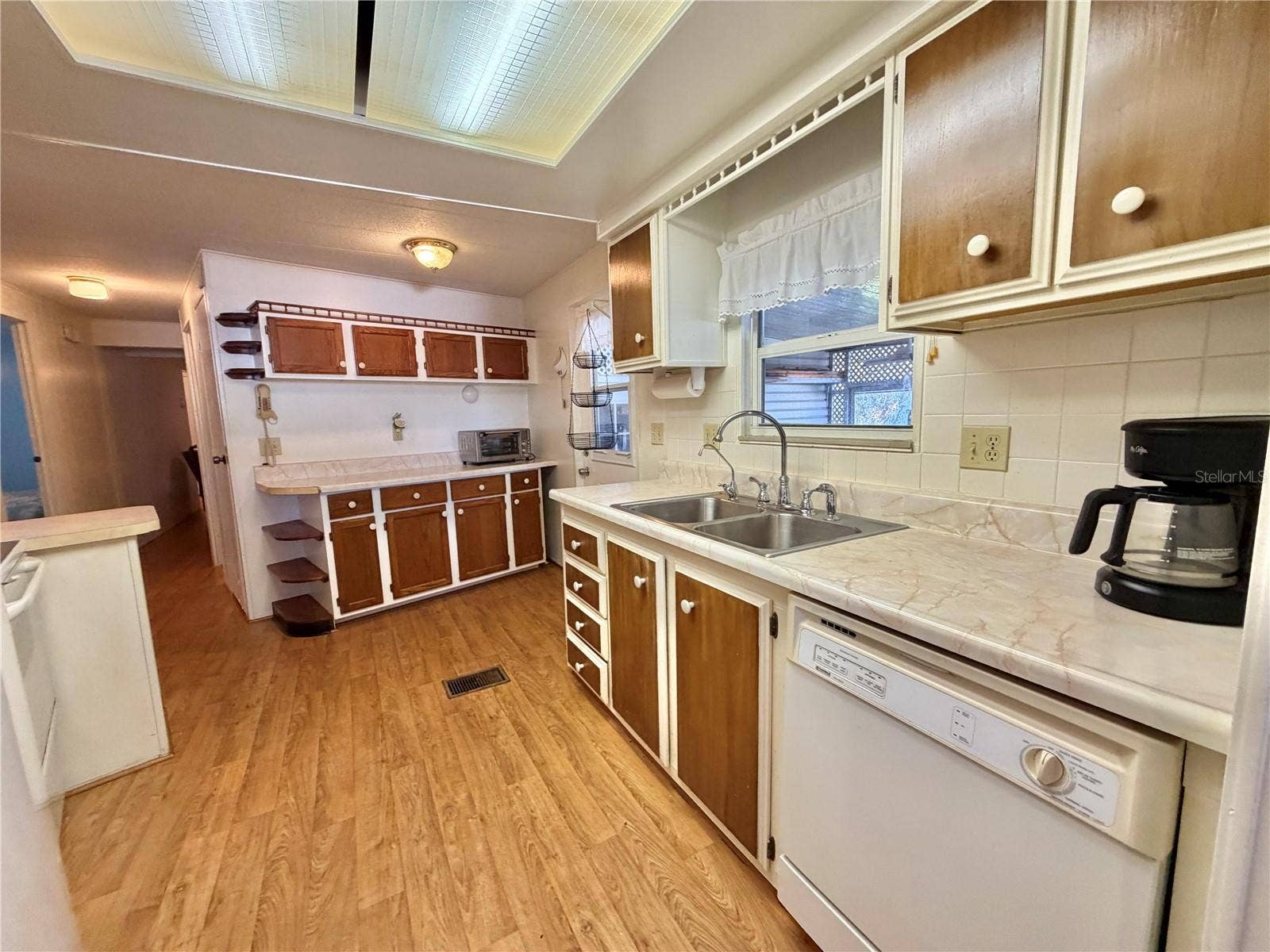 120 CAMELLIA TRAIL, Leesburg, FL 34748 120 CAMELLIA TRAIL, Leesburg, FL 34748