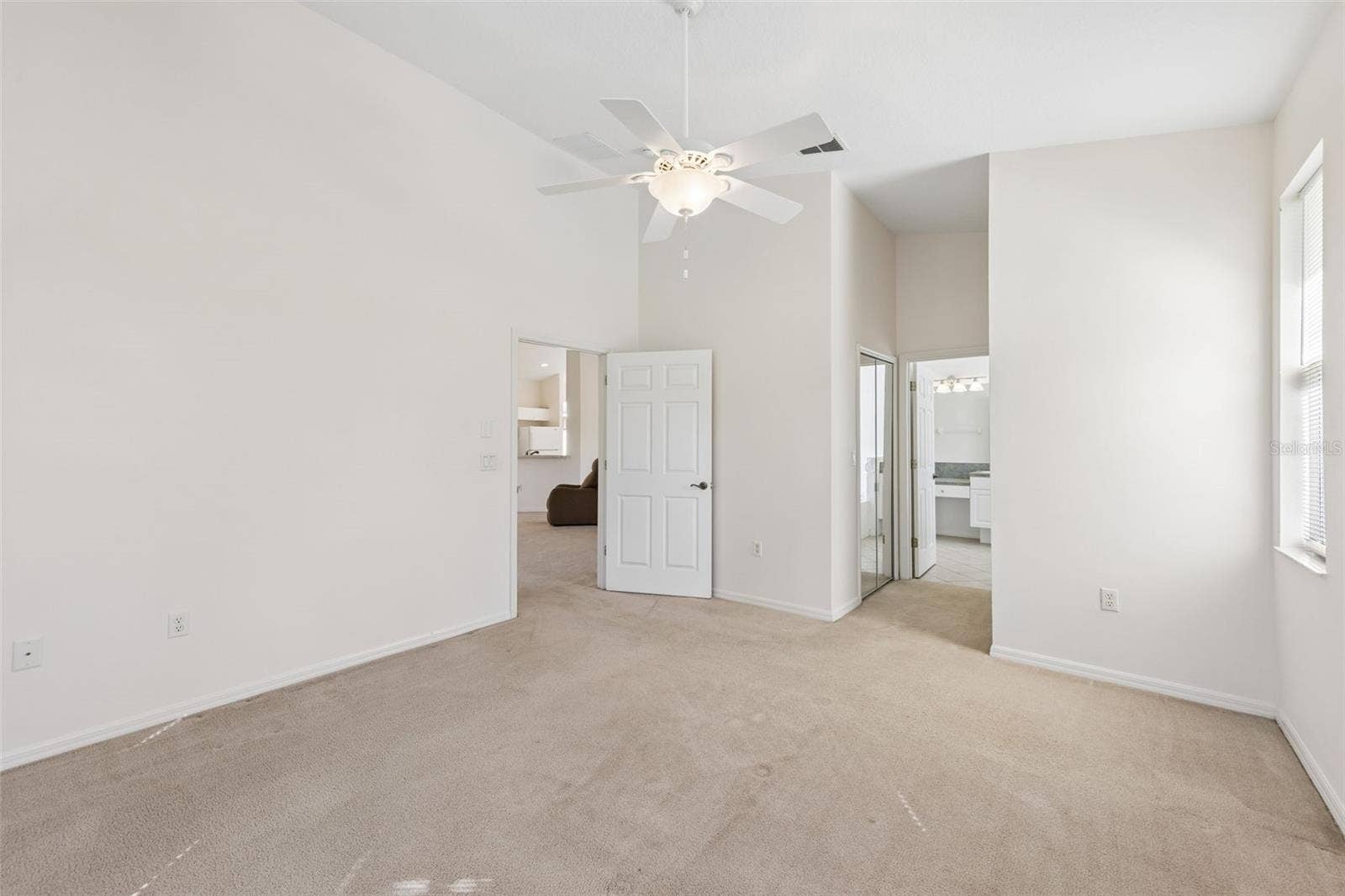 762 WOLF CREEK STREET, Clermont, FL 34711 762 WOLF CREEK STREET, Clermont, FL 34711