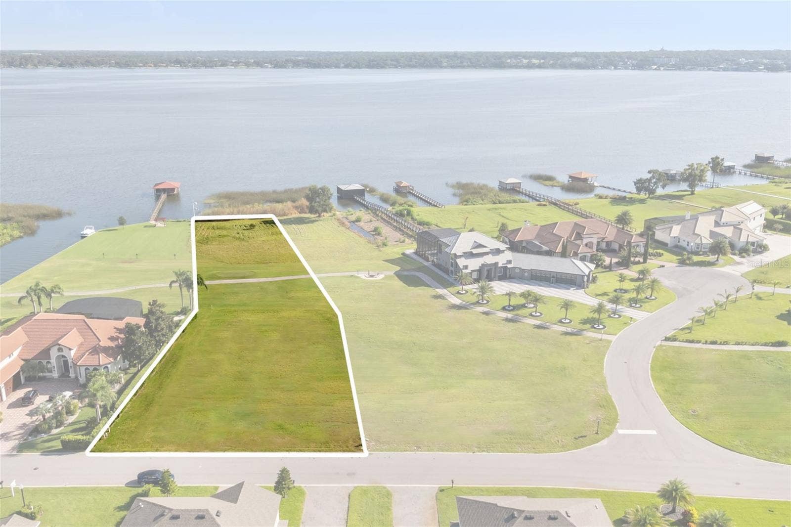 17707 SAWGRASS RUN, Tavares, FL 32778 17707 SAWGRASS RUN, Tavares, FL 32778