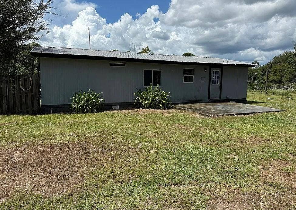 37740 DEERWOODS DRIVE, Eustis, FL 32736 Back of home
