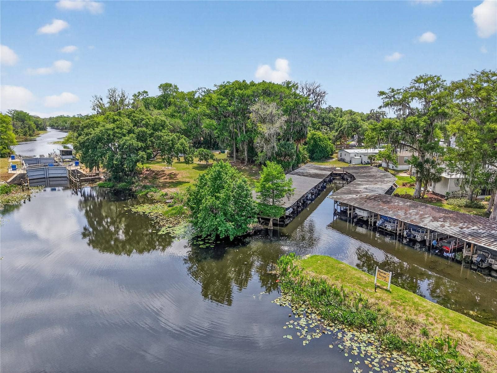 565 TAMMI DRIVE, Leesburg, FL 34788 View of Haines Creek/ Lock to the Chain of Lakes