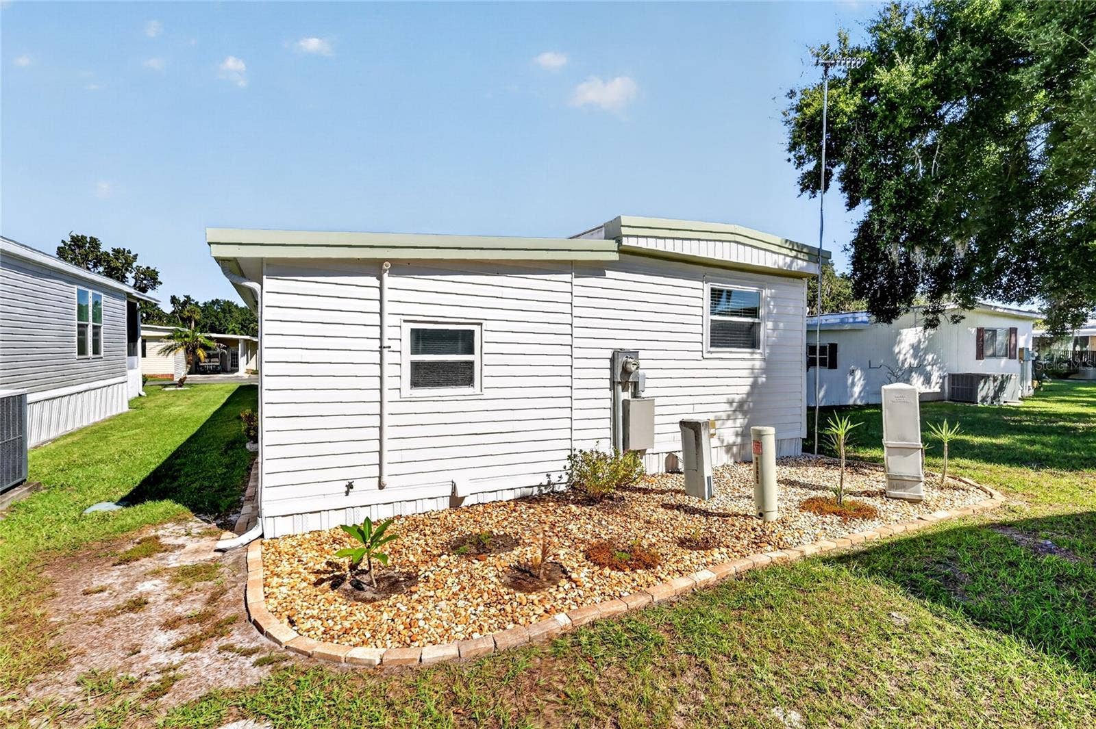 565 TAMMI DRIVE, Leesburg, FL 34788 Rear elevation