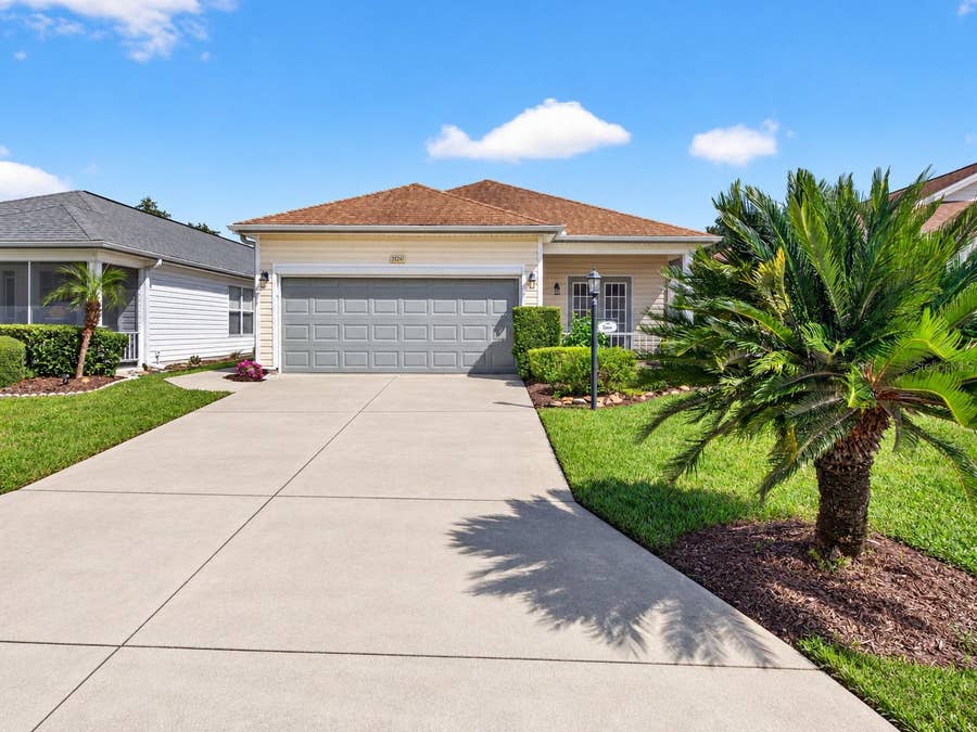 Property photo for 25247 CRANES ROOST CIRCLE, Leesburg, FL