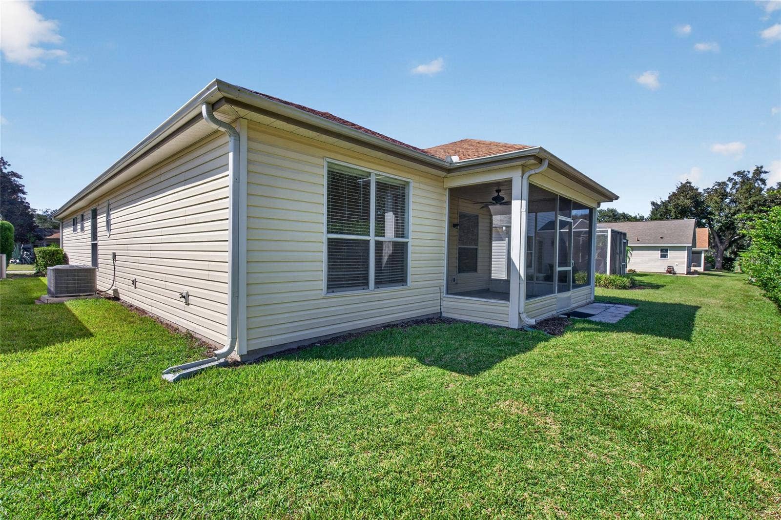 25247 CRANES ROOST CIRCLE, Leesburg, FL 34748 25247 CRANES ROOST CIRCLE, Leesburg, FL 34748