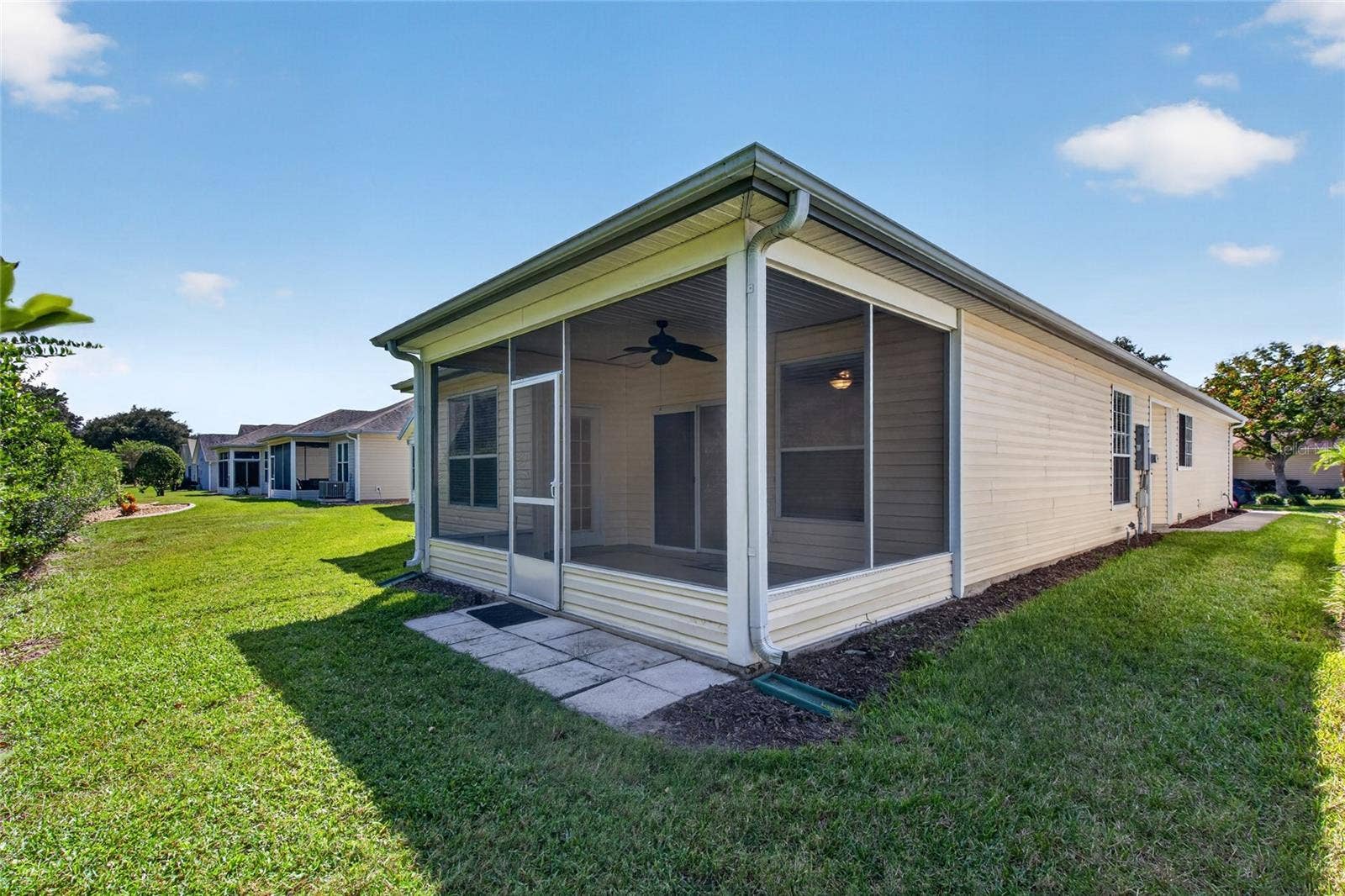 25247 CRANES ROOST CIRCLE, Leesburg, FL 34748 25247 CRANES ROOST CIRCLE, Leesburg, FL 34748