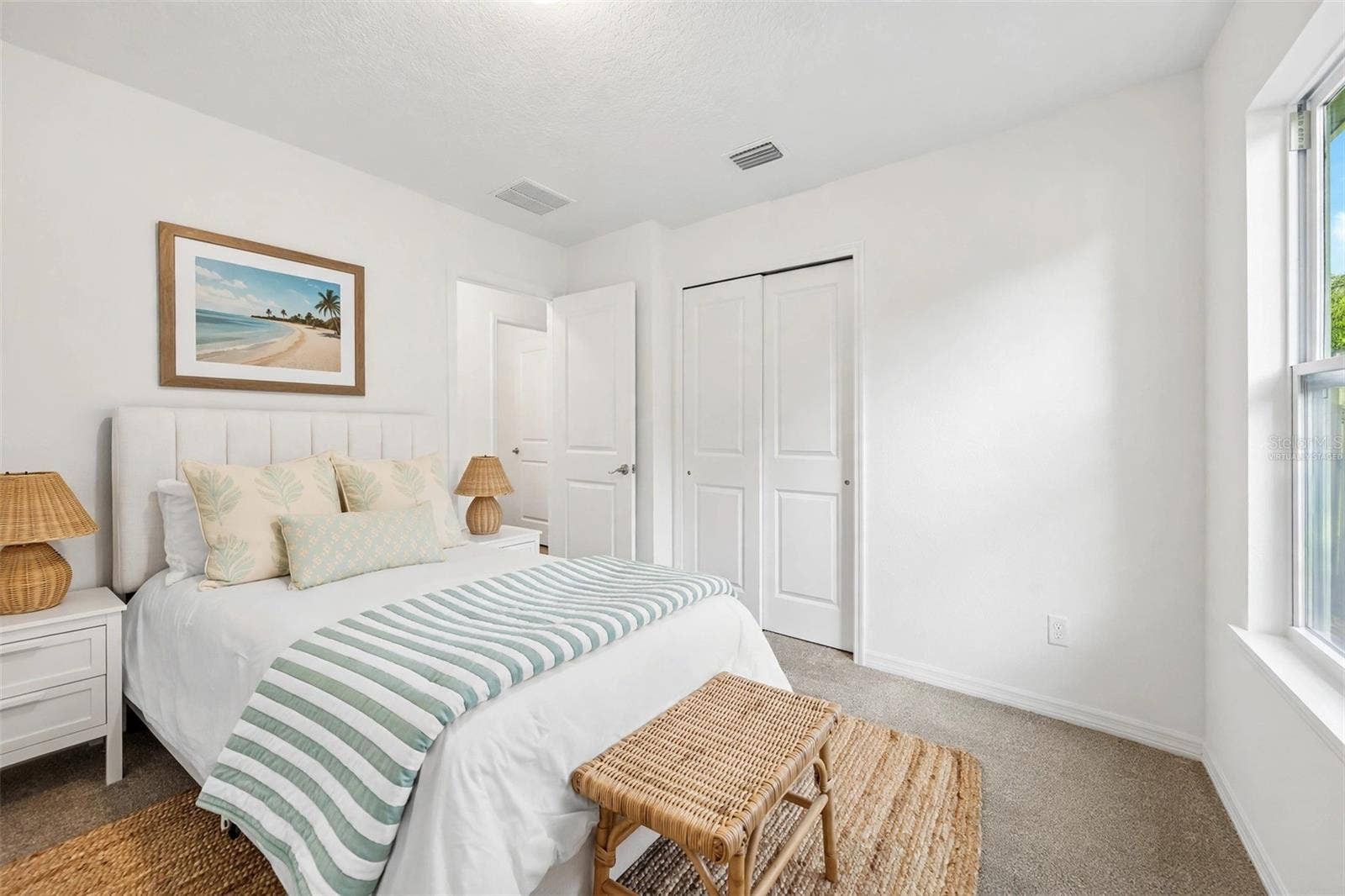 40091 OAKRIDGE DRIVE, Lady Lake, FL 32159 Virtually Staged