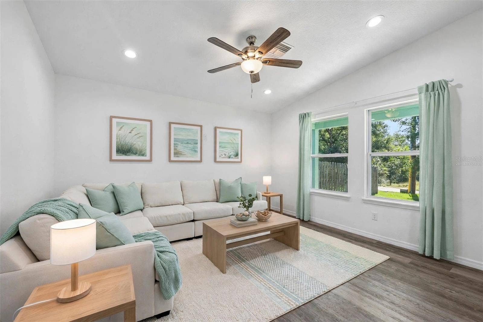 40091 OAKRIDGE DRIVE, Lady Lake, FL 32159 Virtually Staged