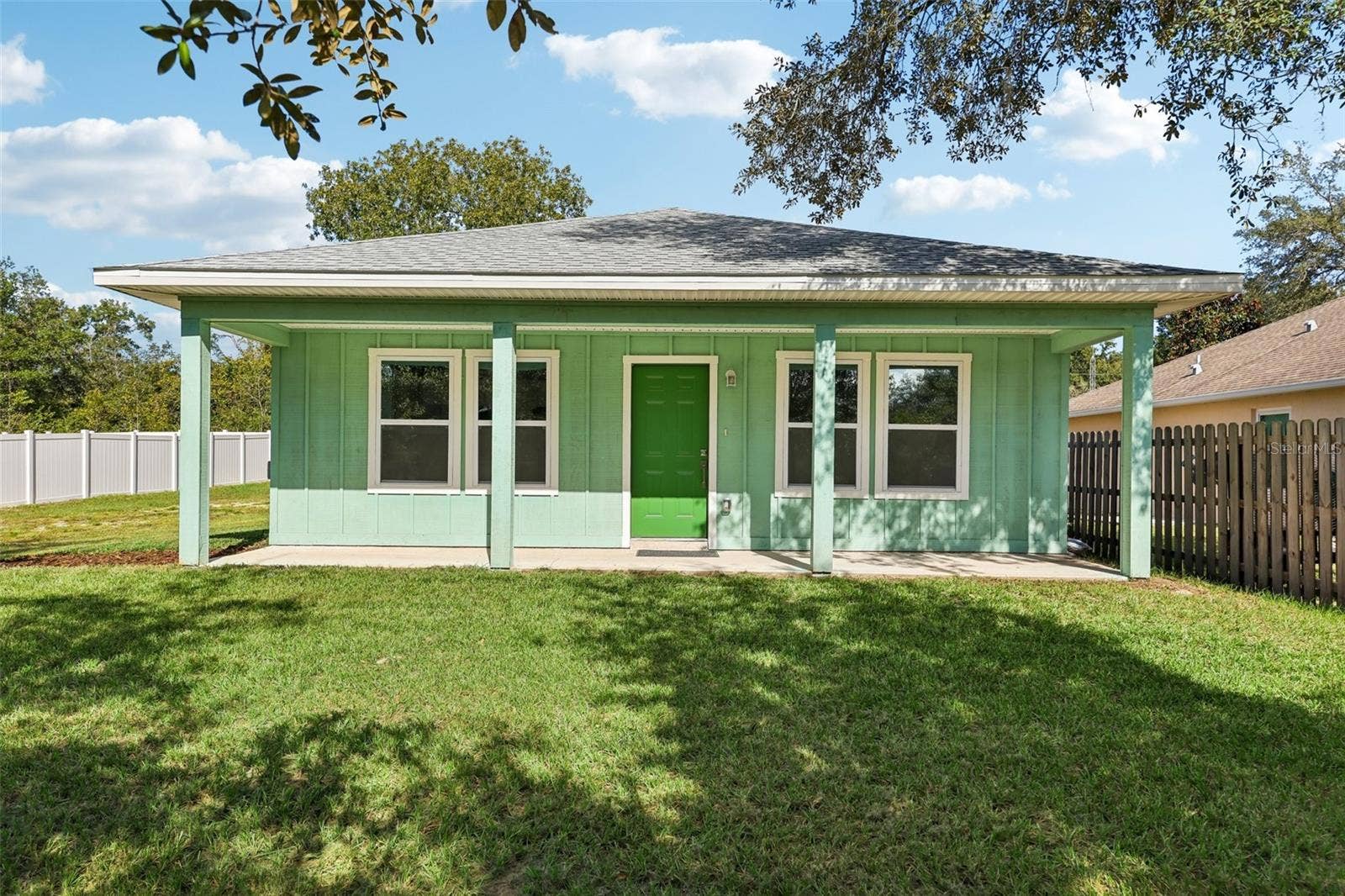 40091 OAKRIDGE DRIVE, Lady Lake, FL 32159 40091 OAKRIDGE DRIVE, Lady Lake, FL 32159