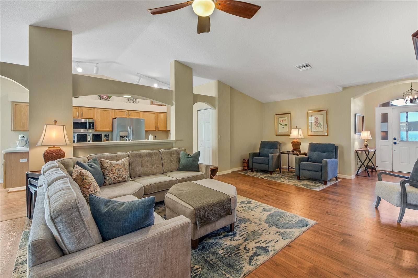 1019 MEADOWBEND DRIVE, Leesburg, FL 34748 1019 MEADOWBEND DRIVE, Leesburg, FL 34748