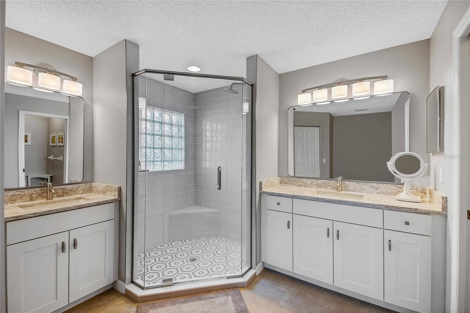 1019 MEADOWBEND DRIVE, Leesburg, FL 34748 1019 MEADOWBEND DRIVE, Leesburg, FL 34748