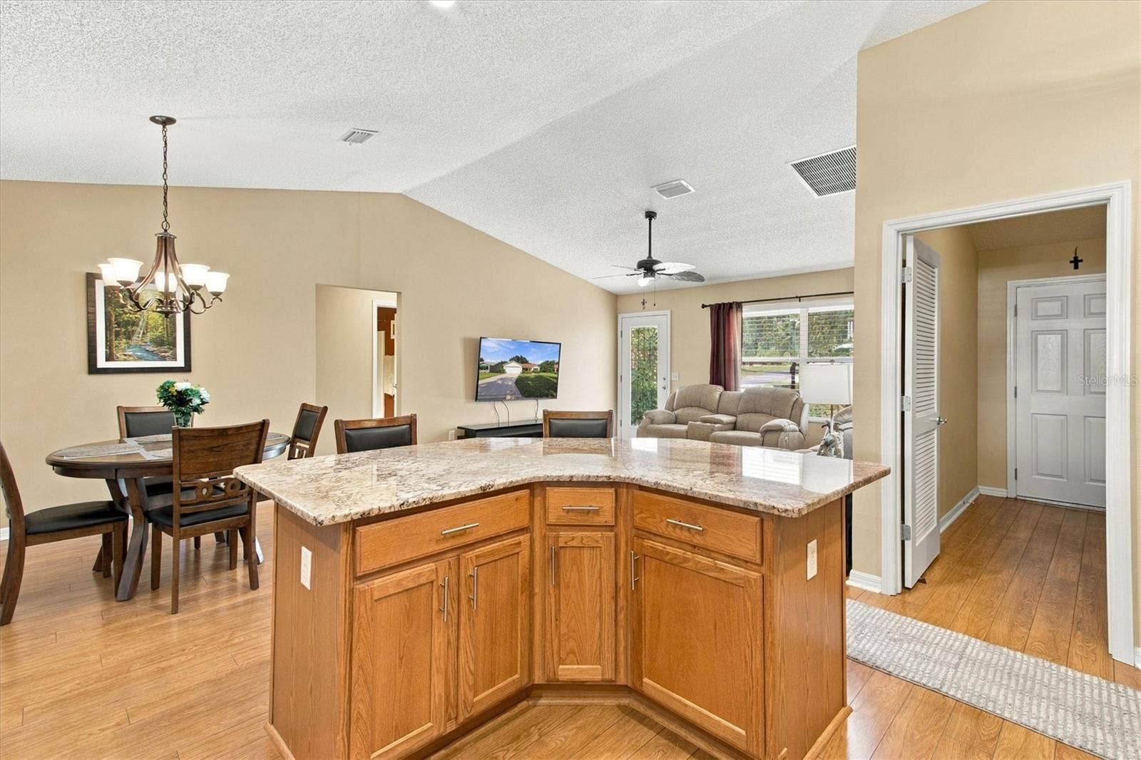 7999 SE 174TH BELHAVEN LOOP, The Villages, FL 32162 7999 SE 174TH BELHAVEN LOOP, The Villages, FL 32162