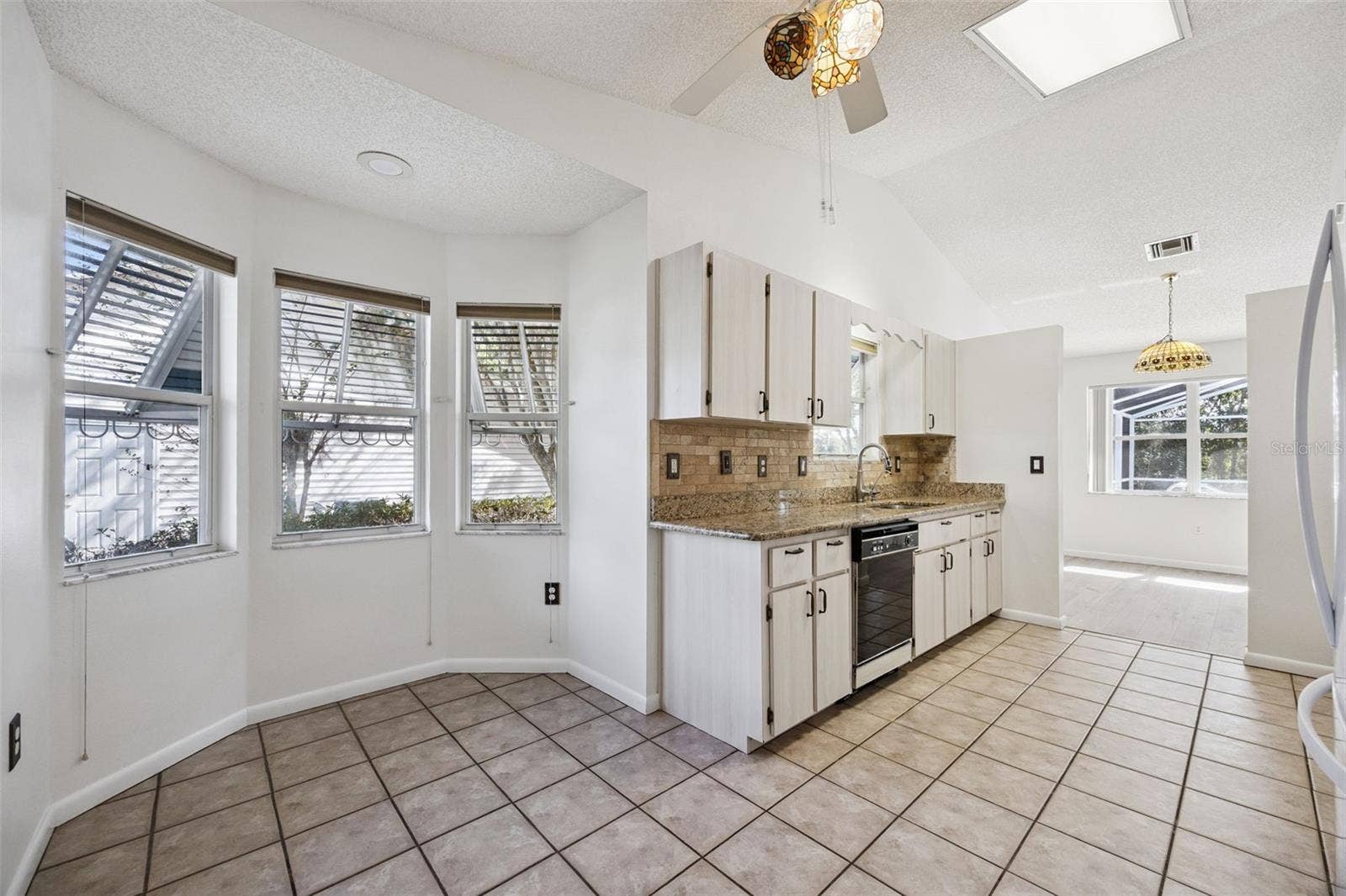 26233 NEWCOMBE CIRCLE, Leesburg, FL 34748