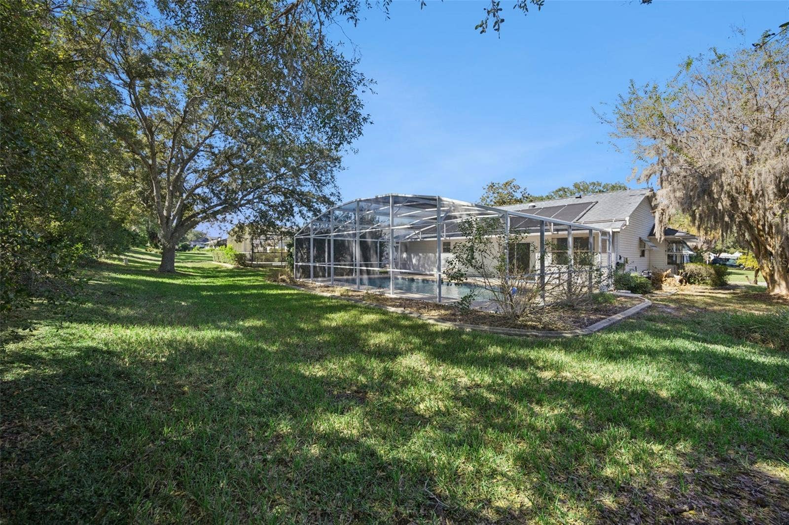 26233 NEWCOMBE CIRCLE, Leesburg, FL 34748