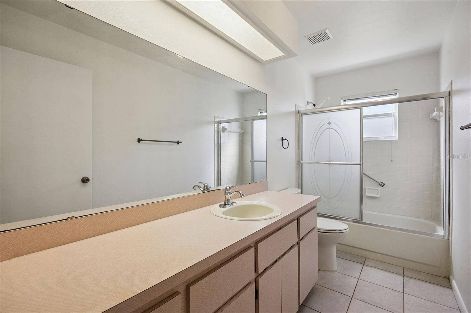 Guest bath