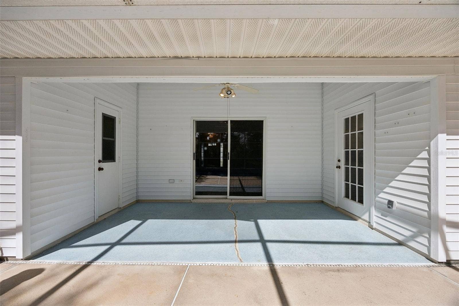 26233 NEWCOMBE CIRCLE, Leesburg, FL 34748