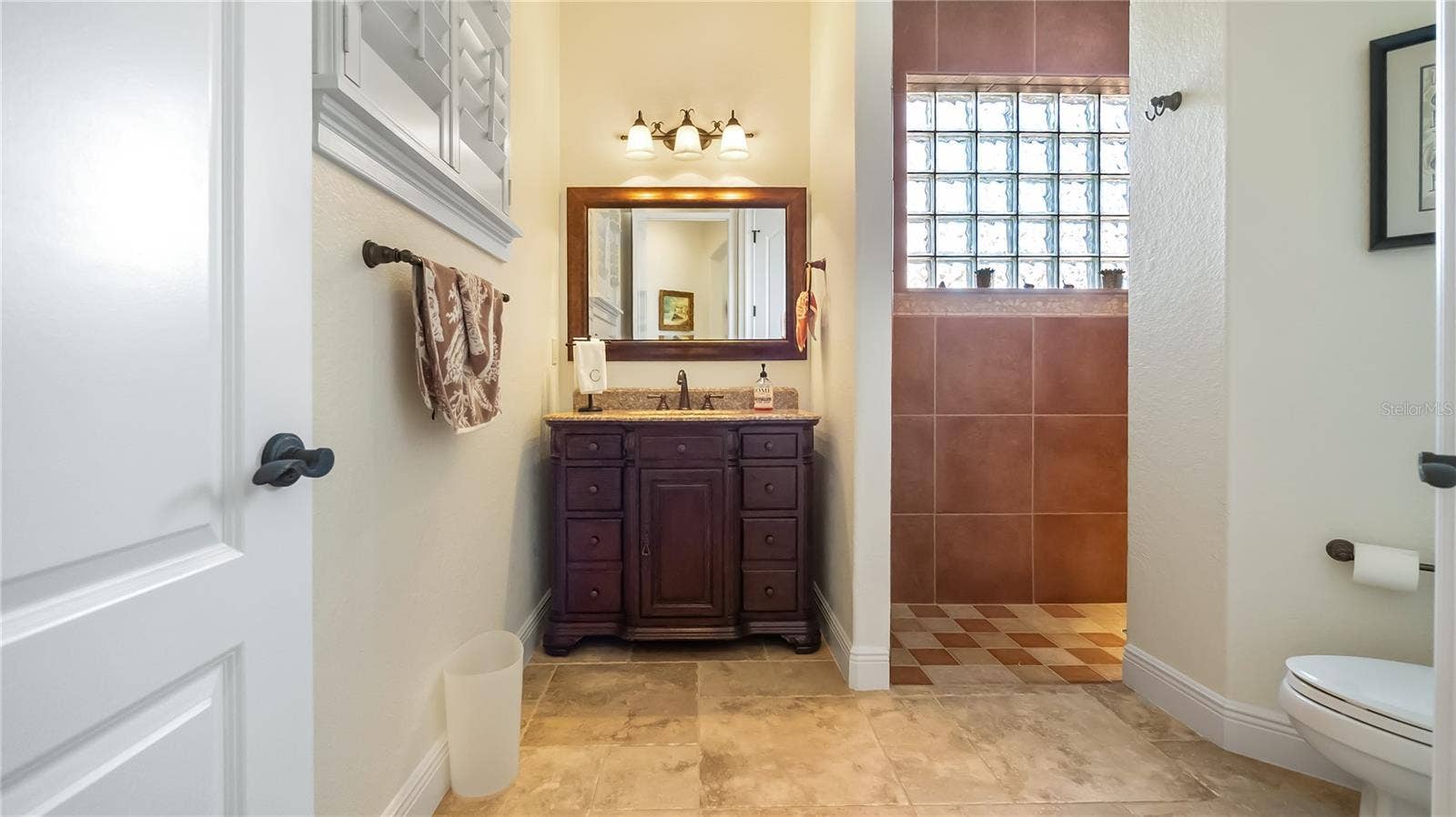 4th Bathroom access to Pool