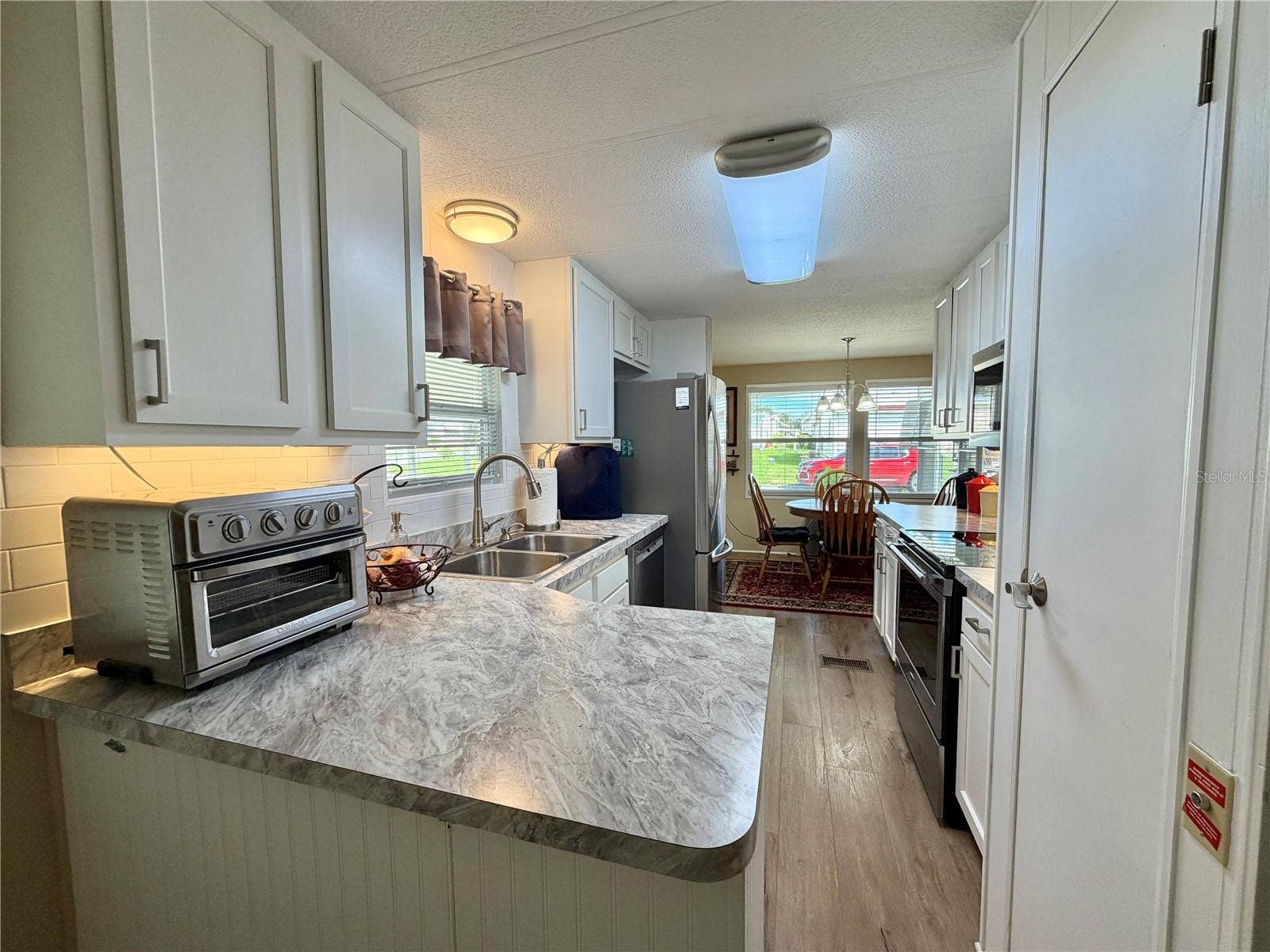 131 BOUGAINVILLEA DRIVE, Leesburg, FL 34748 131 BOUGAINVILLEA DRIVE, Leesburg, FL 34748