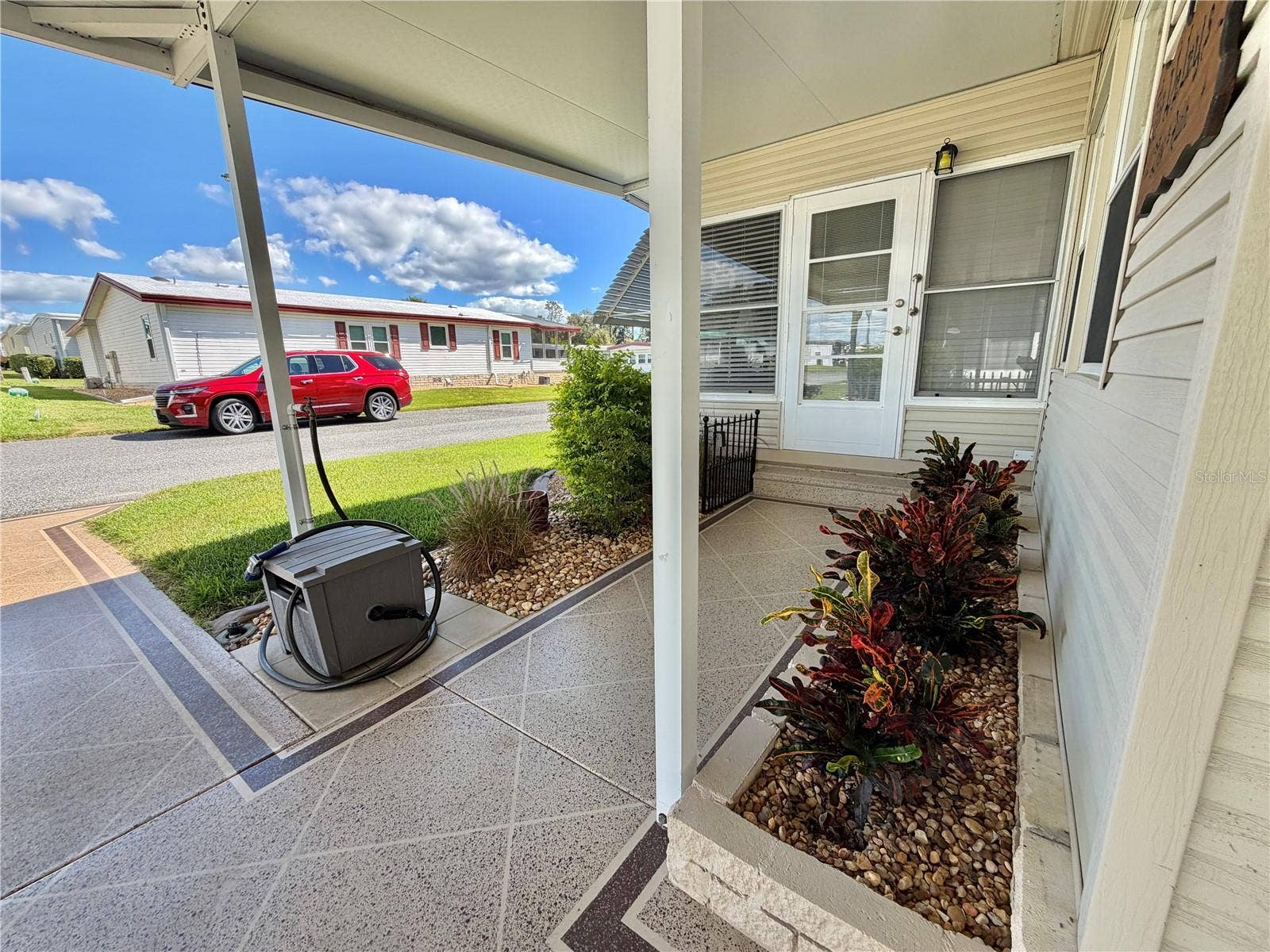 131 BOUGAINVILLEA DRIVE, Leesburg, FL 34748 131 BOUGAINVILLEA DRIVE, Leesburg, FL 34748