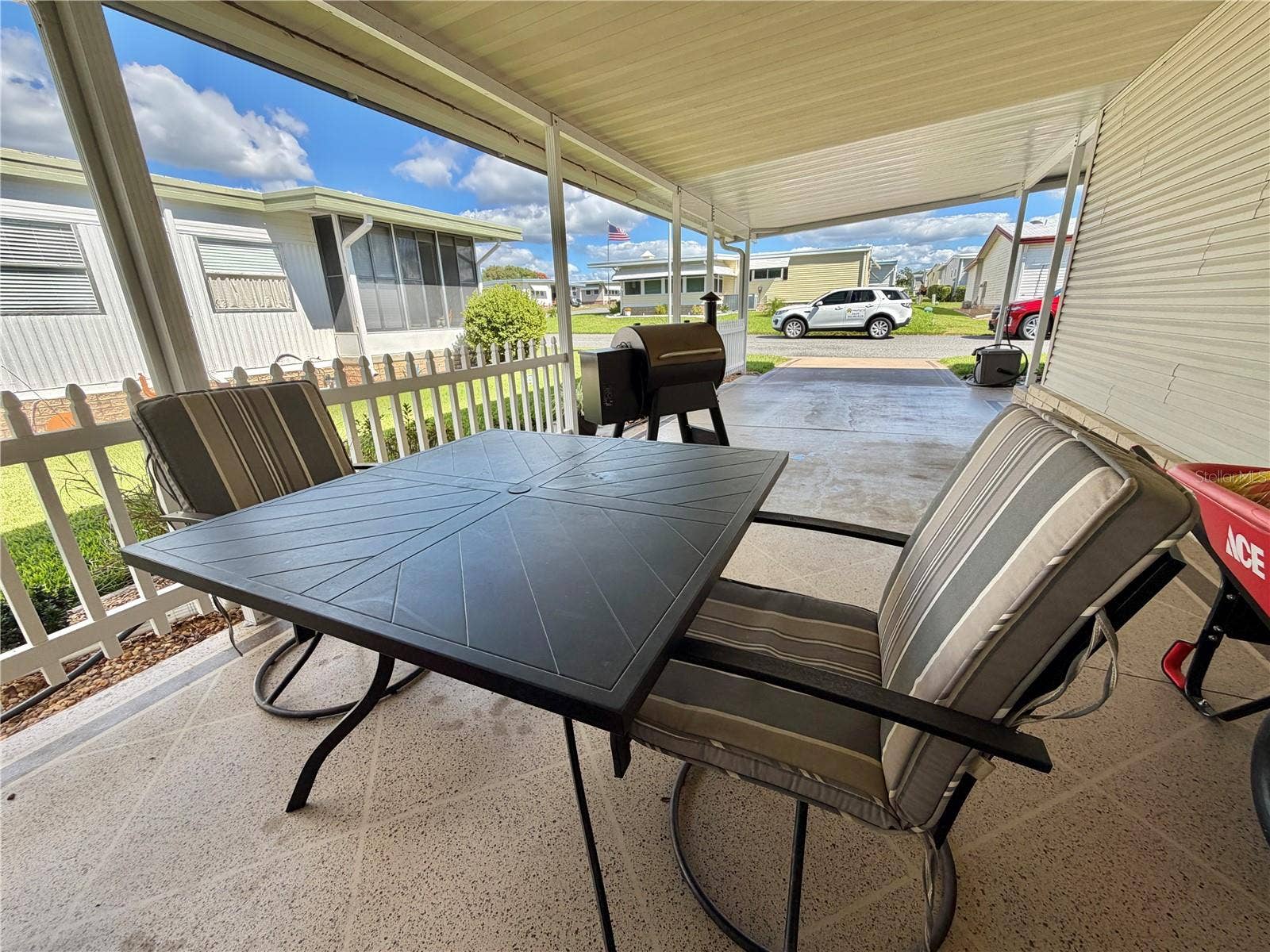 131 BOUGAINVILLEA DRIVE, Leesburg, FL 34748 131 BOUGAINVILLEA DRIVE, Leesburg, FL 34748