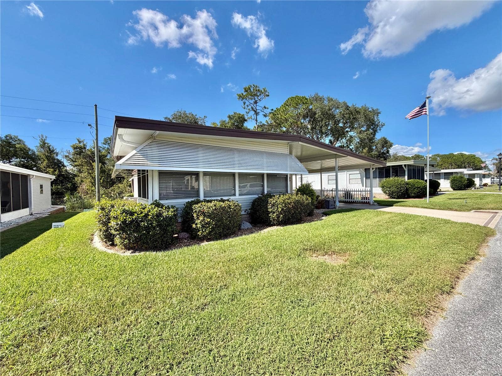 131 BOUGAINVILLEA DRIVE, Leesburg, FL 34748 131 BOUGAINVILLEA DRIVE, Leesburg, FL 34748