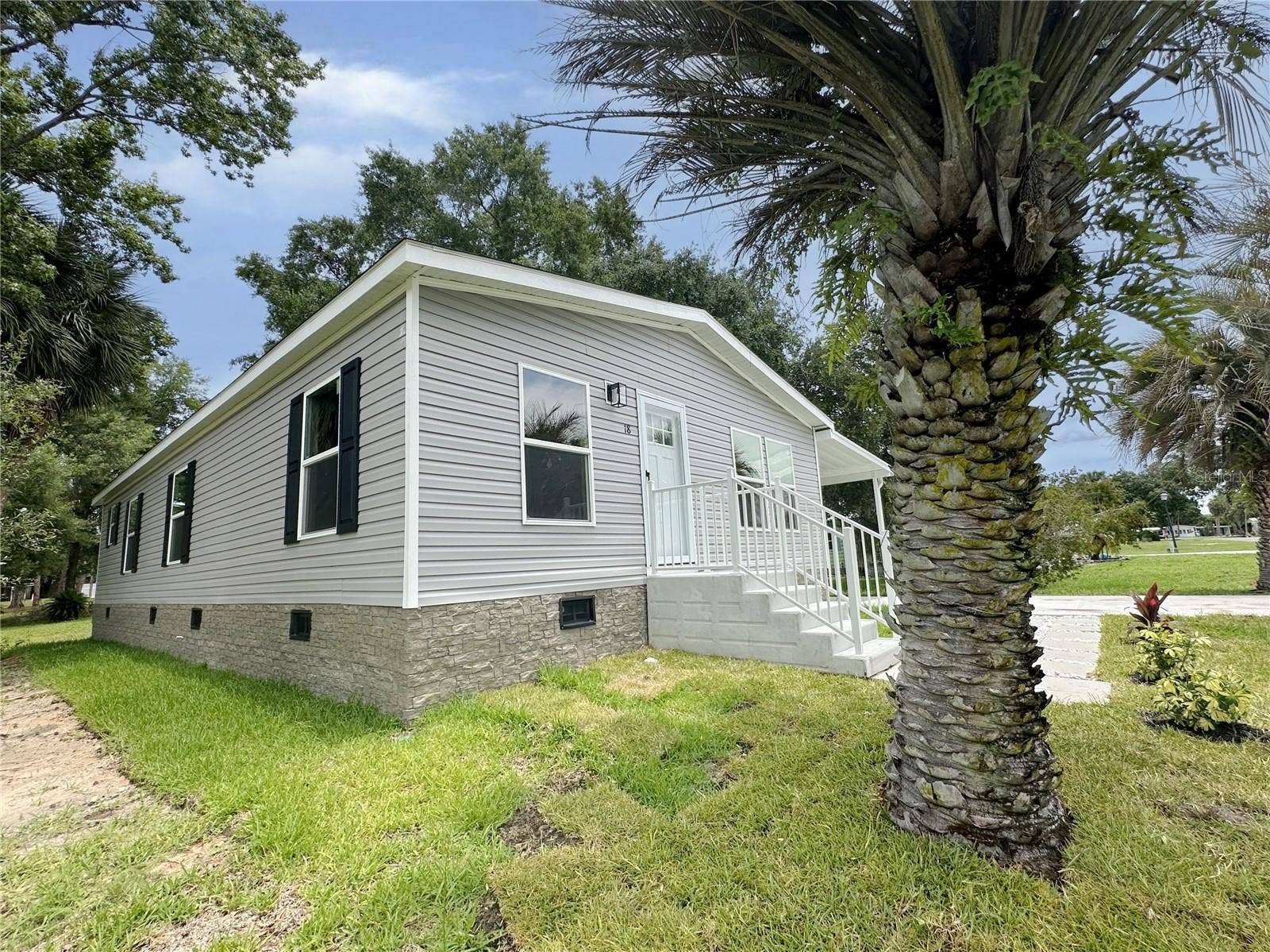 18 ROBIN ROAD, Wildwood, FL 34785