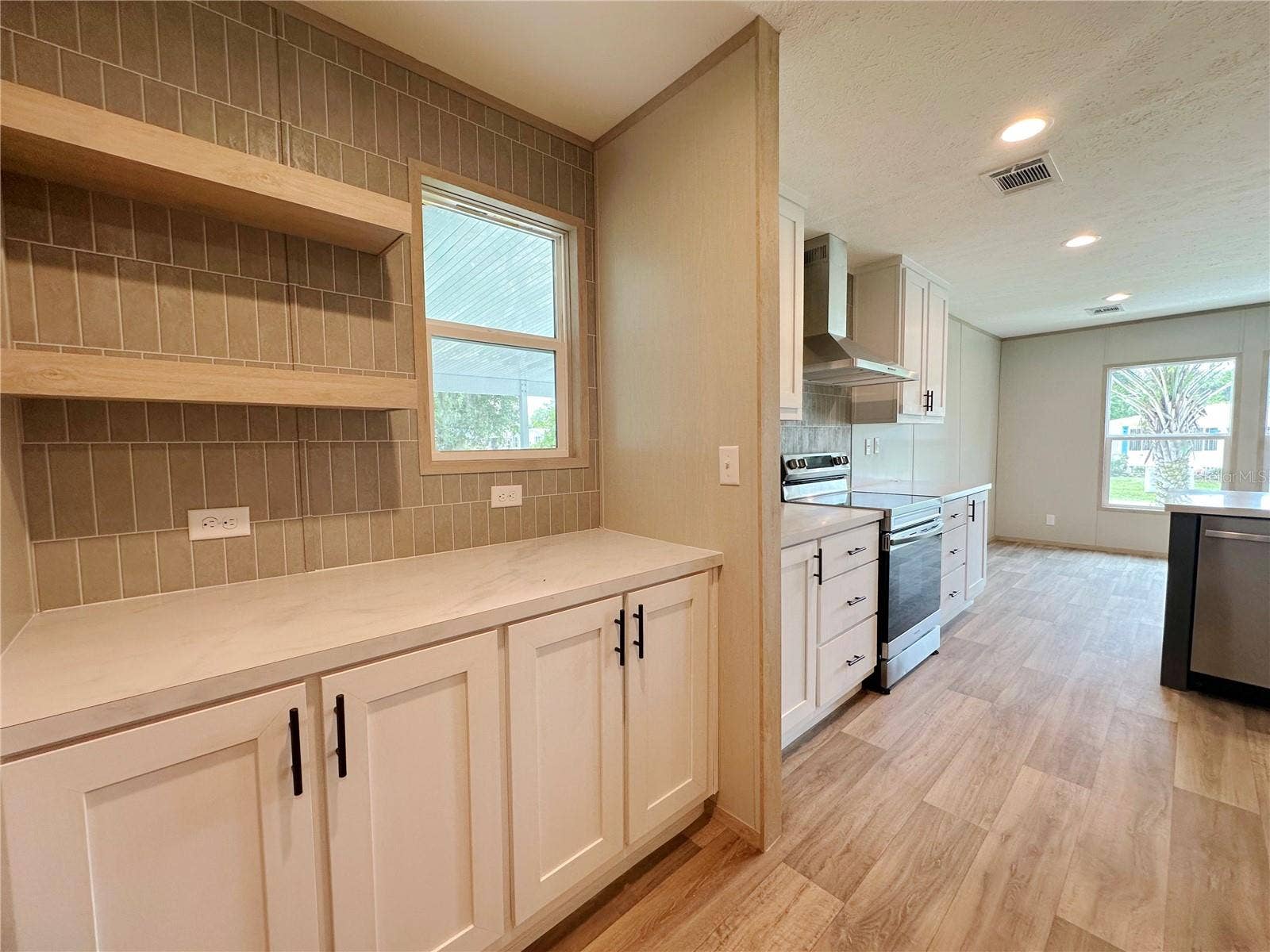 18 ROBIN ROAD, Wildwood, FL 34785