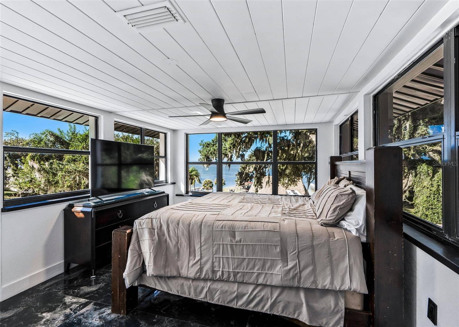 14573 SE 139TH PLACE, Ocklawaha, FL 32179 14573 SE 139TH PLACE, Ocklawaha, FL 32179