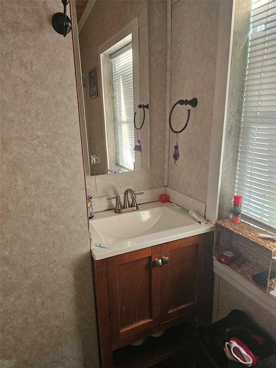 1311 N MYRTLE AVENUE, Clearwater, FL 33755 1311 N MYRTLE AVENUE, Clearwater, FL 33755