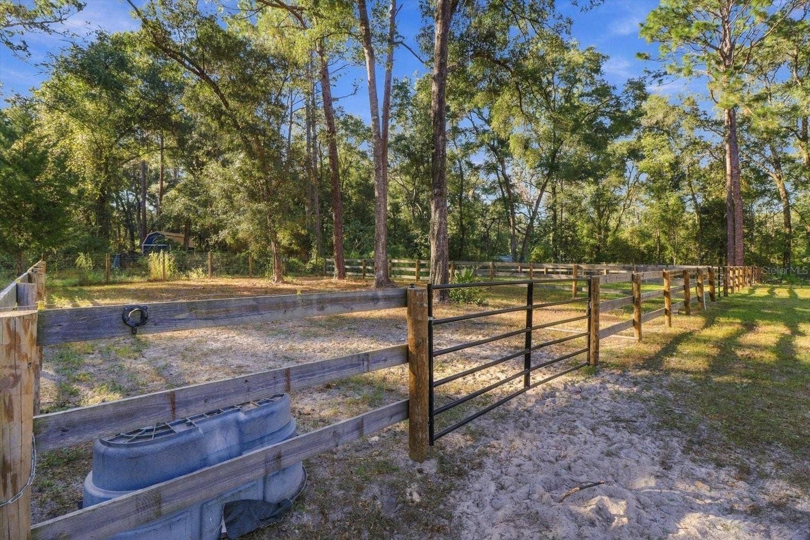 560 NW 117TH COURT, Ocala, FL 34482 560 NW 117TH COURT, Ocala, FL 34482
