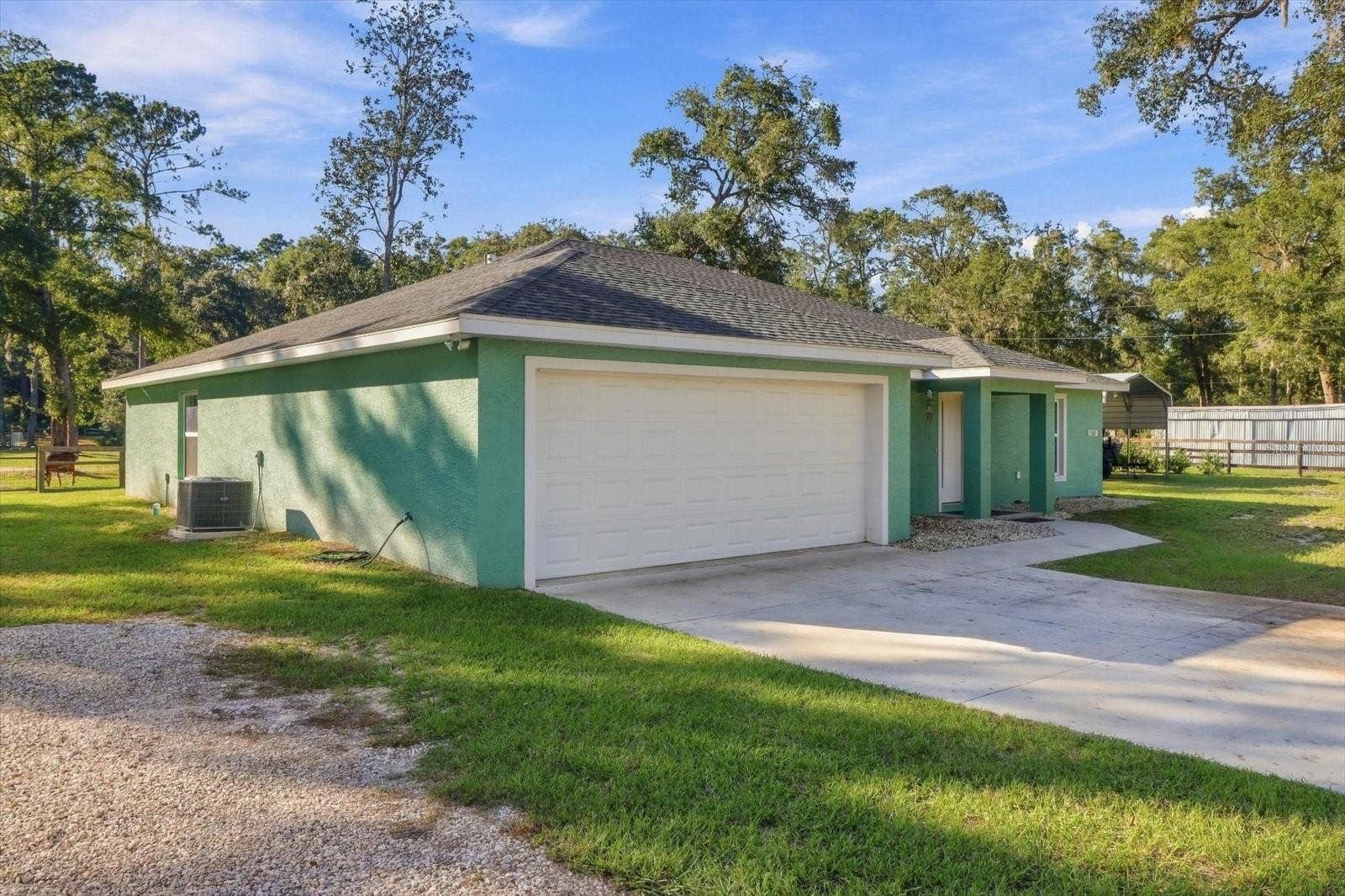 560 NW 117TH COURT, Ocala, FL 34482 560 NW 117TH COURT, Ocala, FL 34482