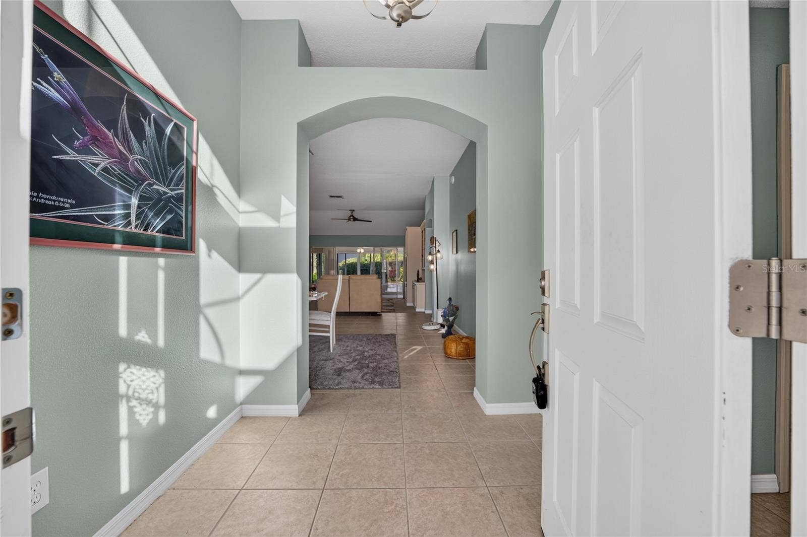 3568 WORTH CIRCLE, The Villages, FL 32162 Foyer