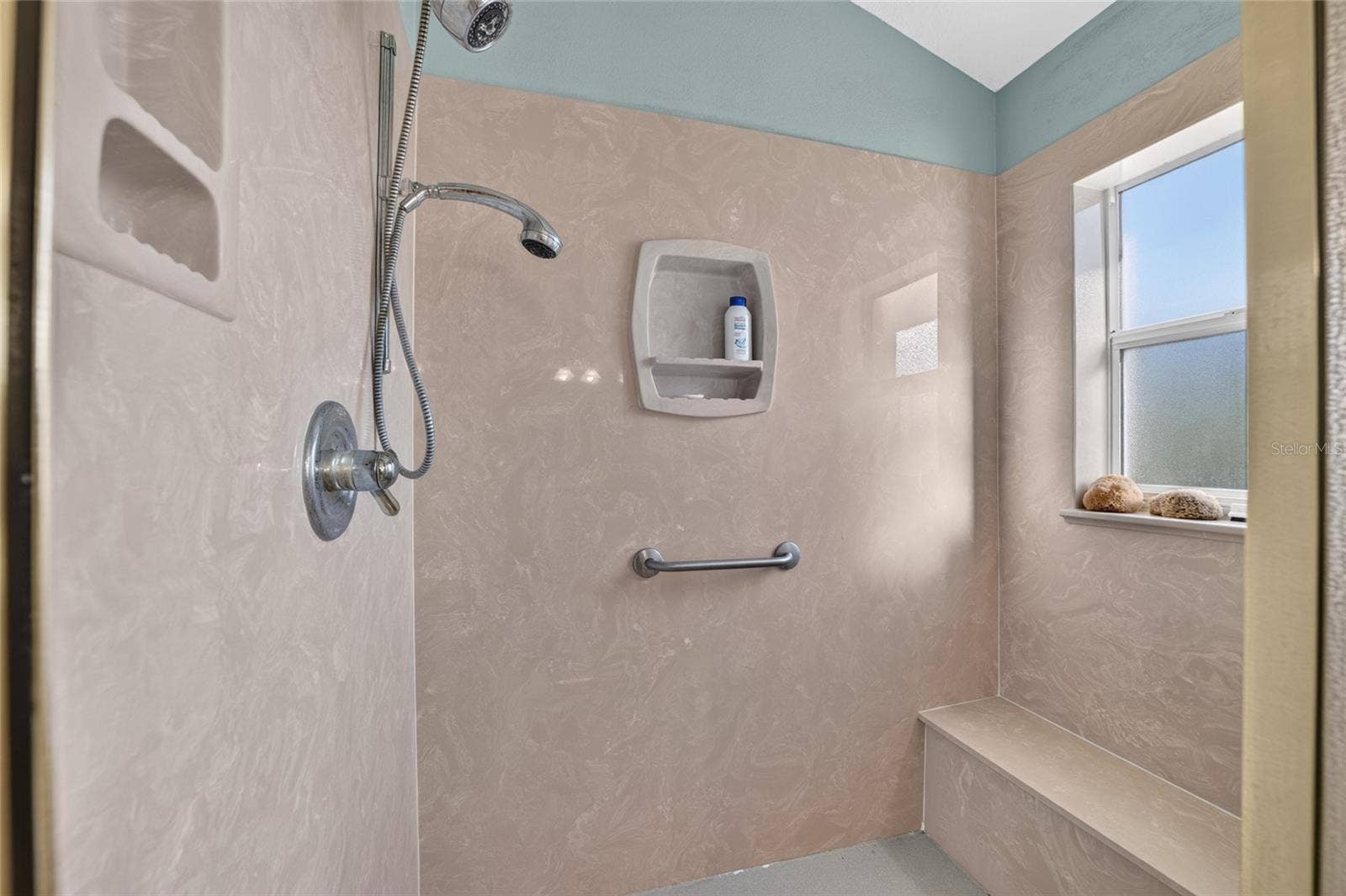 3568 WORTH CIRCLE, The Villages, FL 32162 Primary Bathroom