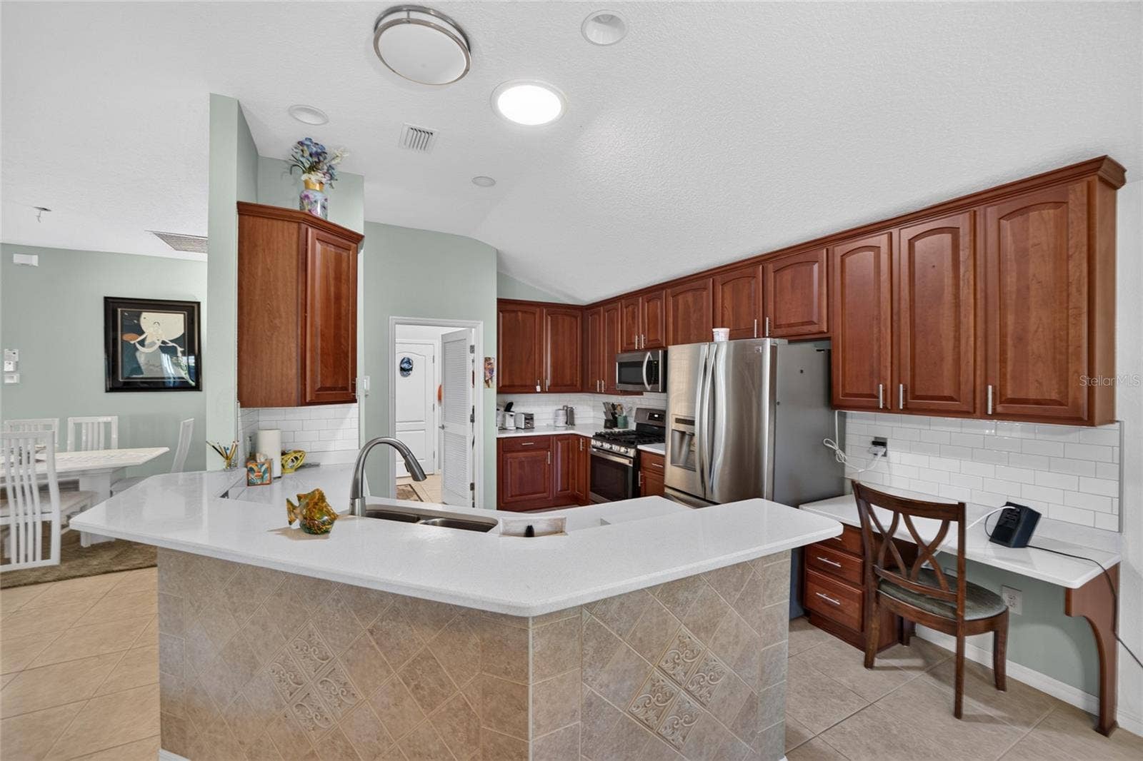 3568 WORTH CIRCLE, The Villages, FL 32162 Kitchen