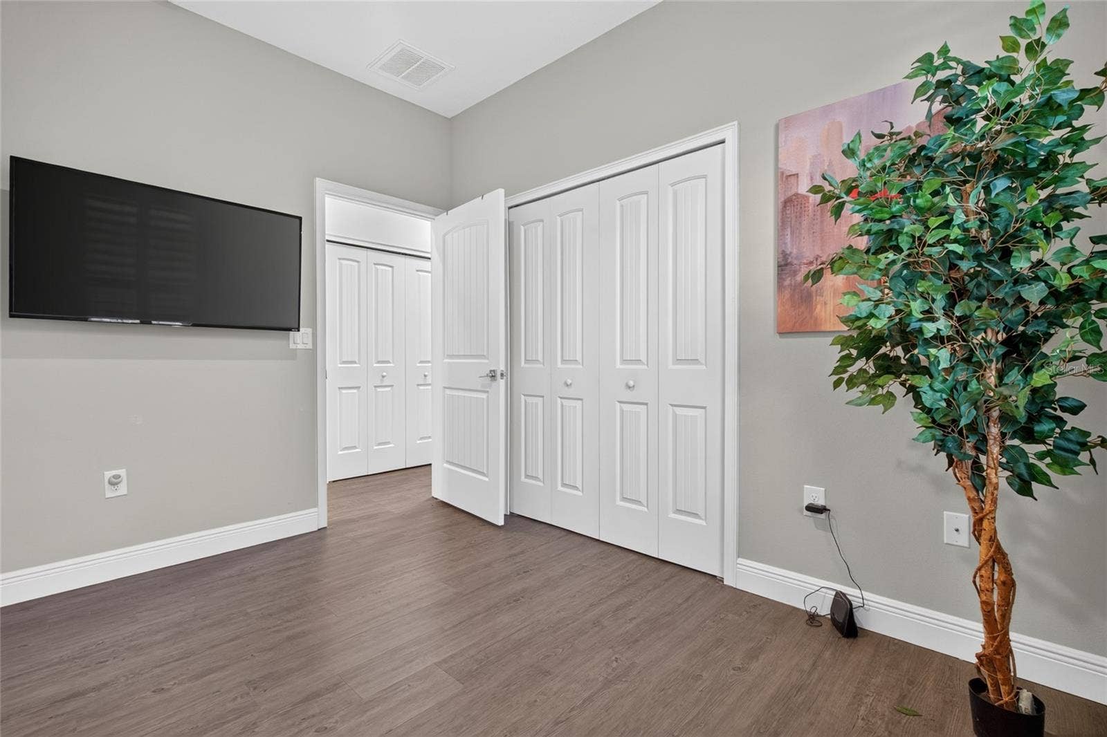 4408 BEDFORD WAY, Leesburg, FL 34748 4408 BEDFORD WAY, Leesburg, FL 34748