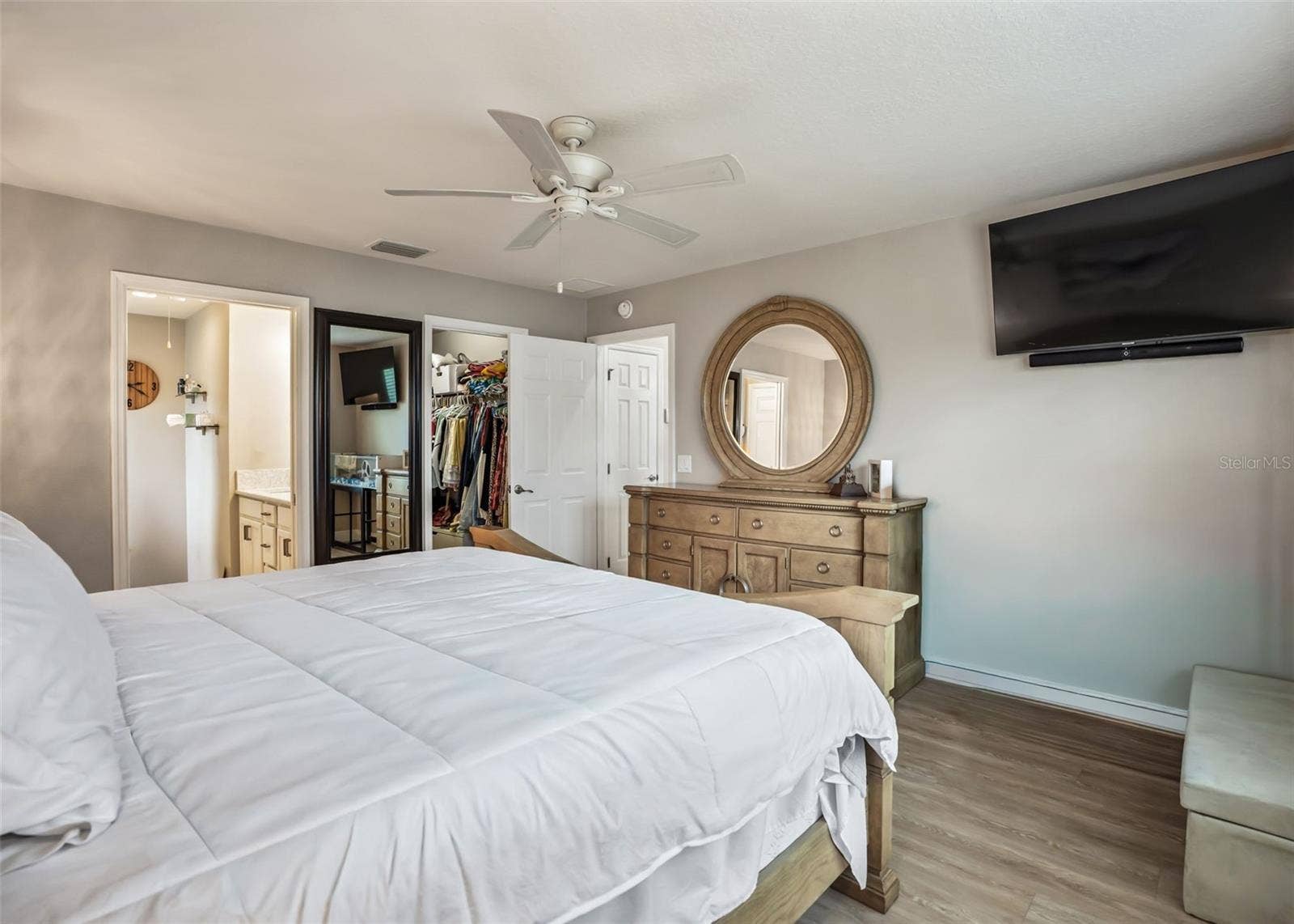 3229 DRESSENDORFER DRIVE, The Villages, FL 32163 3229 DRESSENDORFER DRIVE, The Villages, FL 32163