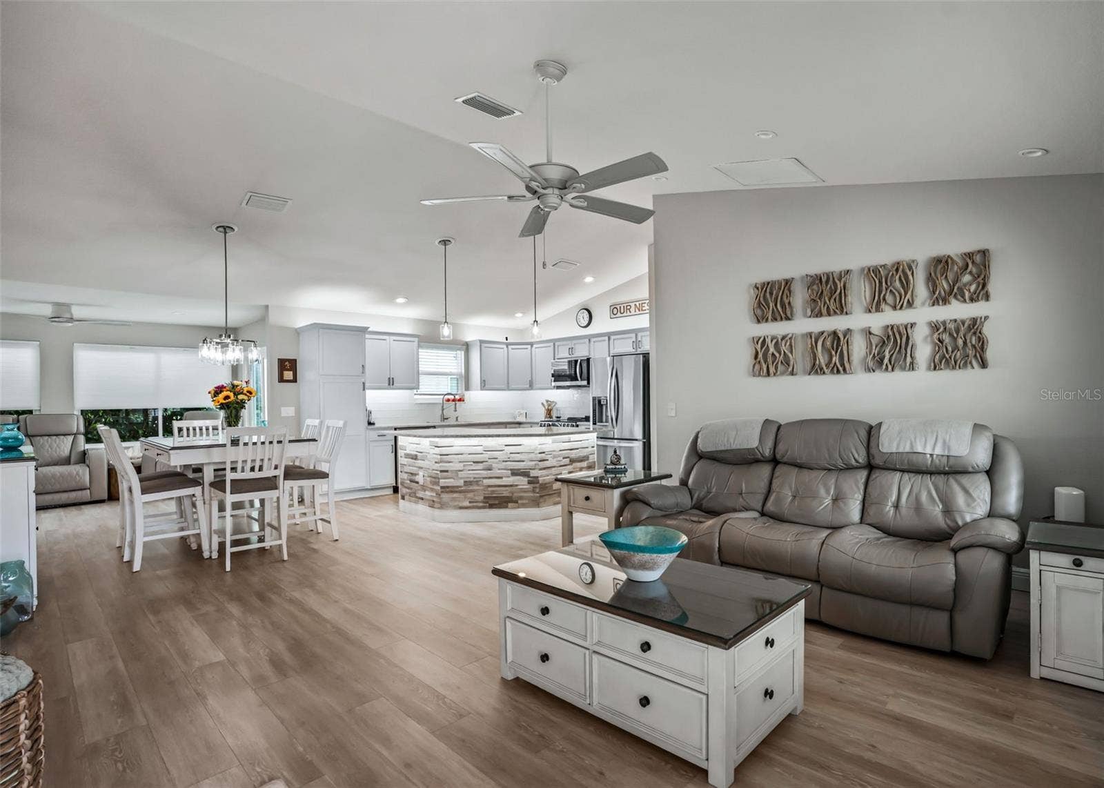 3229 DRESSENDORFER DRIVE, The Villages, FL 32163 Open concept. Living Room, Dining Room, Kitchen.