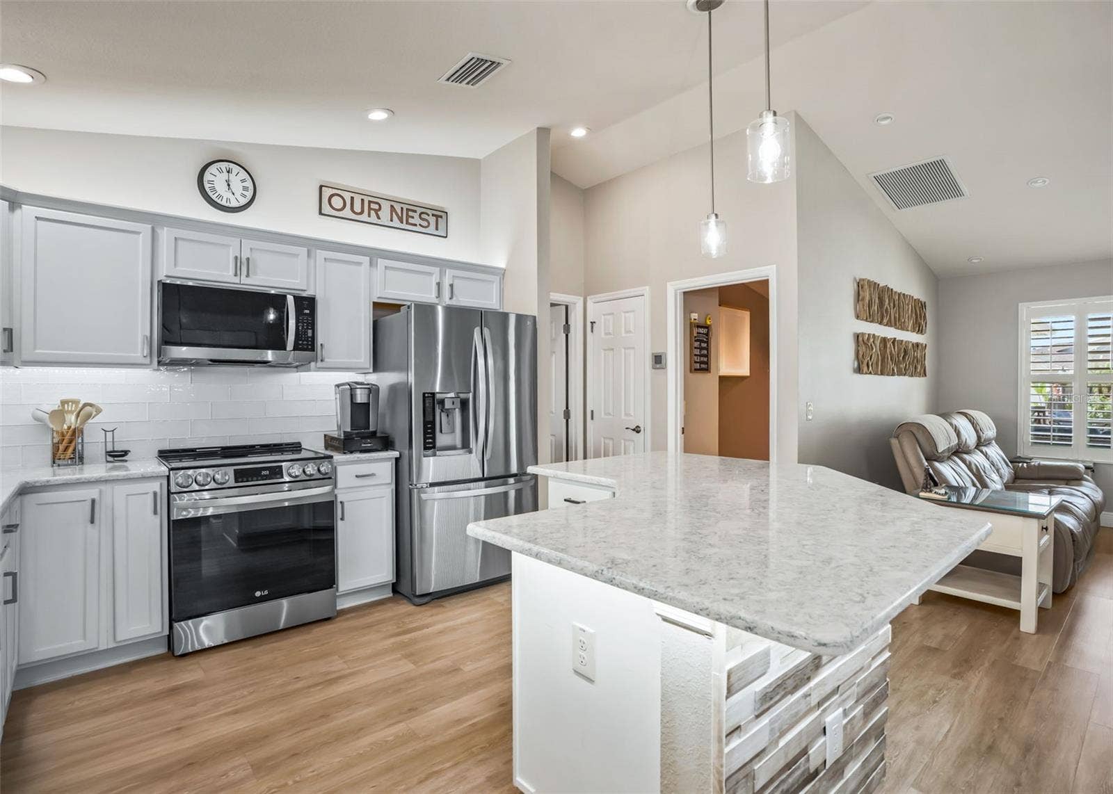 3229 DRESSENDORFER DRIVE, The Villages, FL 32163 3229 DRESSENDORFER DRIVE, The Villages, FL 32163